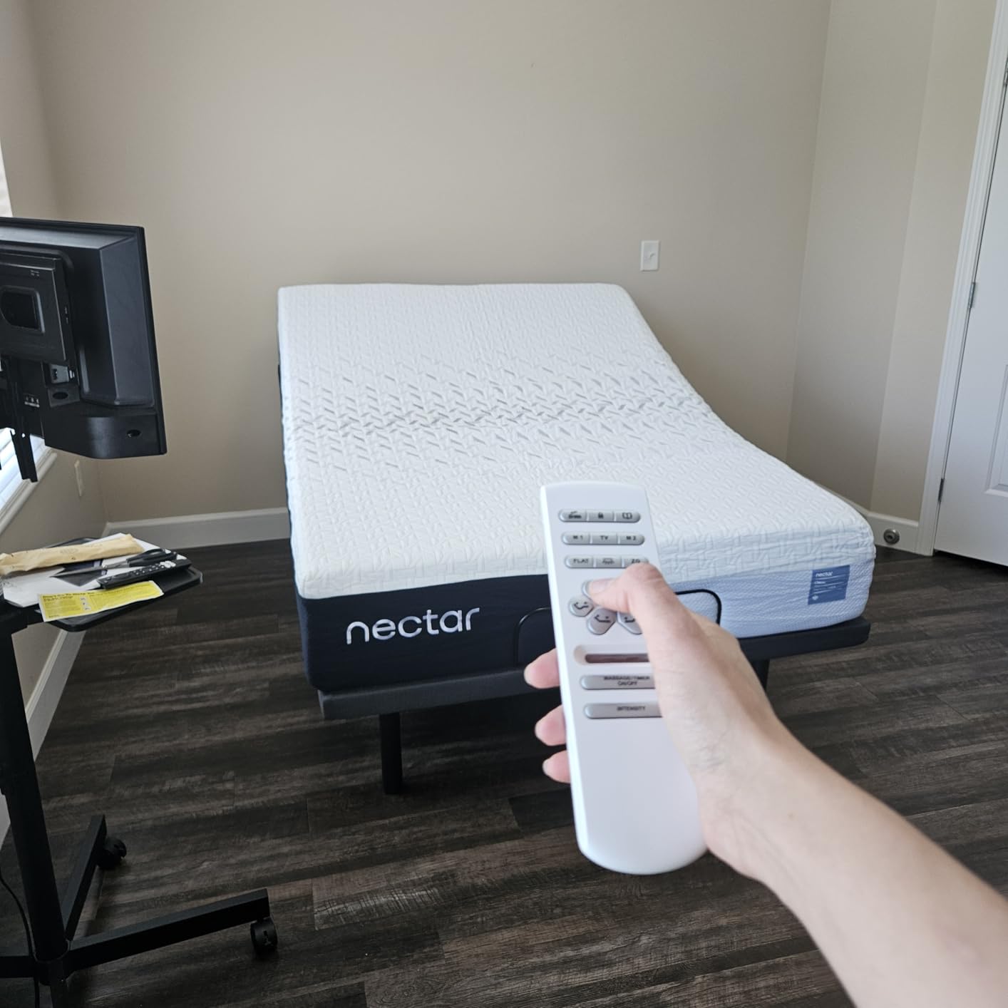 Nectar Premier Adjustable Base - Split King - Head & Foot Incline - Wireless Remote with Memory - 3 Massage Settings - 4 USB Ports - Anti-Snore & Zero Gravity customer photo 1