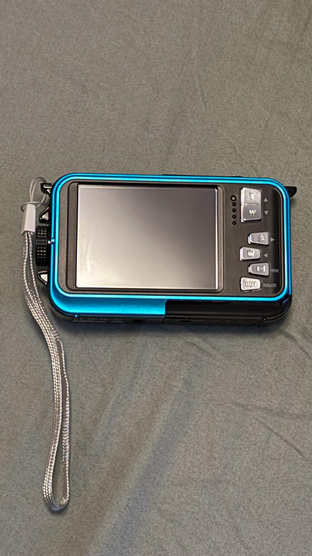 4K Underwater Camera 16FT Waterproof 64MP Dual-Screen with 32GB Card, Autofocus, Floatable, Compact, Ideal for Selfies, Snorkeling, Travel customer photo 1