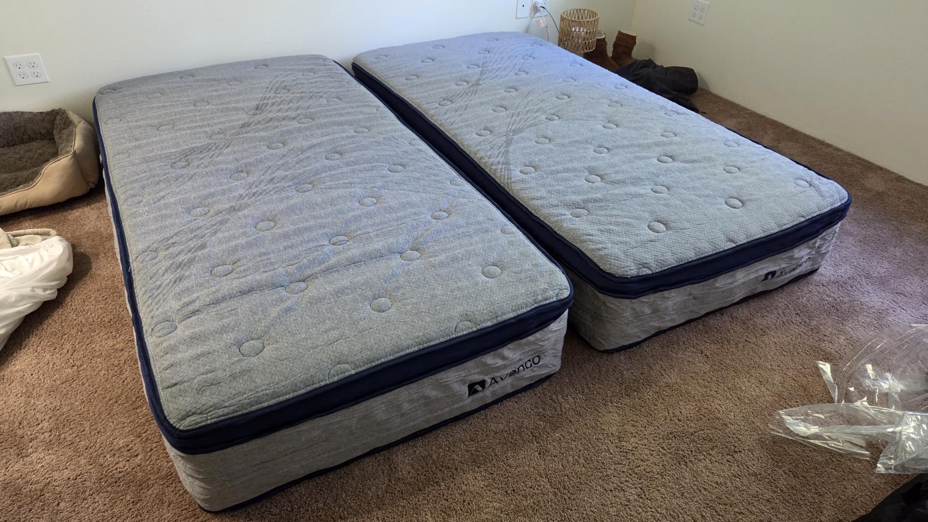 Avenco King Mattress 14 Inch, Luxury Hotel-Level Cooling Hybrid Mattress in a Box with Dual NanoGEL Memory Foam, Smarts Coil for Motion Isolation & Extra Back Support, Pressure Relief, CertiPUR-US customer photo 1