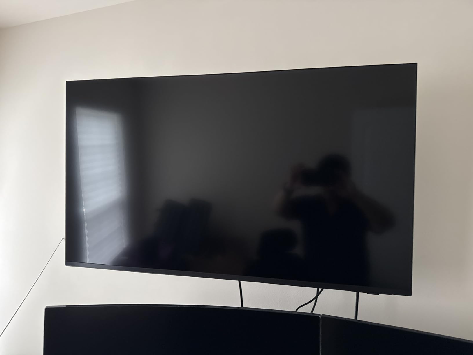 Samsung 65-Inch Class Crystal UHD U8000H Series Samsung Vision AI Smart TV (2026 Model, 65U8000H) Crystal Processor 4K, Endless Free Content, Motion Xcelerator, Color Booster, Alexa Built-in customer photo 1