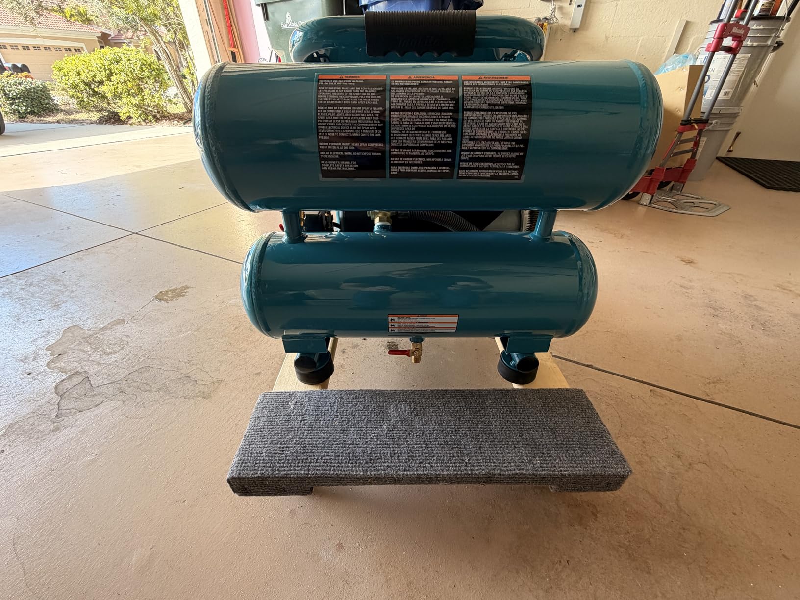 Makita MAC2400 2.5 HP* Big Bore™ Air Compressor customer photo 2