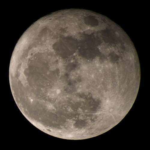 Celestron AstroMaster 70AZ Refractor Telescope for Moon & Planet Viewing customer photo 2