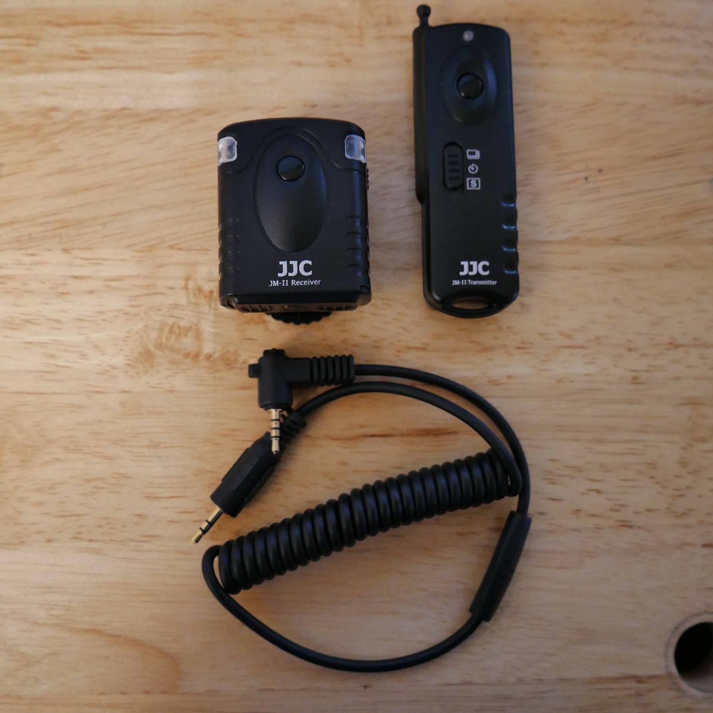 JJC Wireless Remote Control for Panasonic Lumix G9 II G85 G7 GH7 GH6 GH5 | for GH5S GH4 S5 S1 S1R S1H GX8 GX7 FZ2500 FZ2000 FZ1000 II FZ300 FZ100 FZ150 FZ200 G5 G6, Replaces Panasonic DMW-RS1 DMW-RSL1 customer photo 1