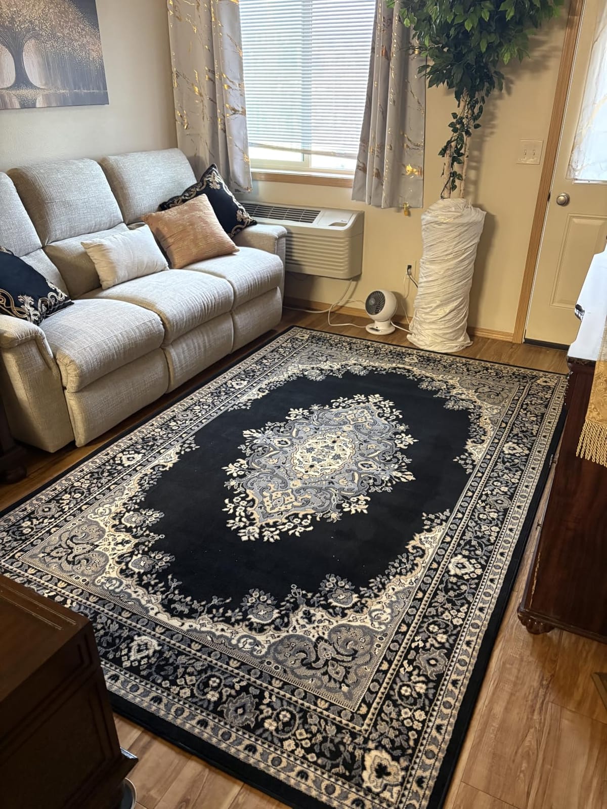 Unique Loom Reza Collection Traditional Persian Style Area Rug, 8 x 10 ft, Brown/Ivory customer photo 2