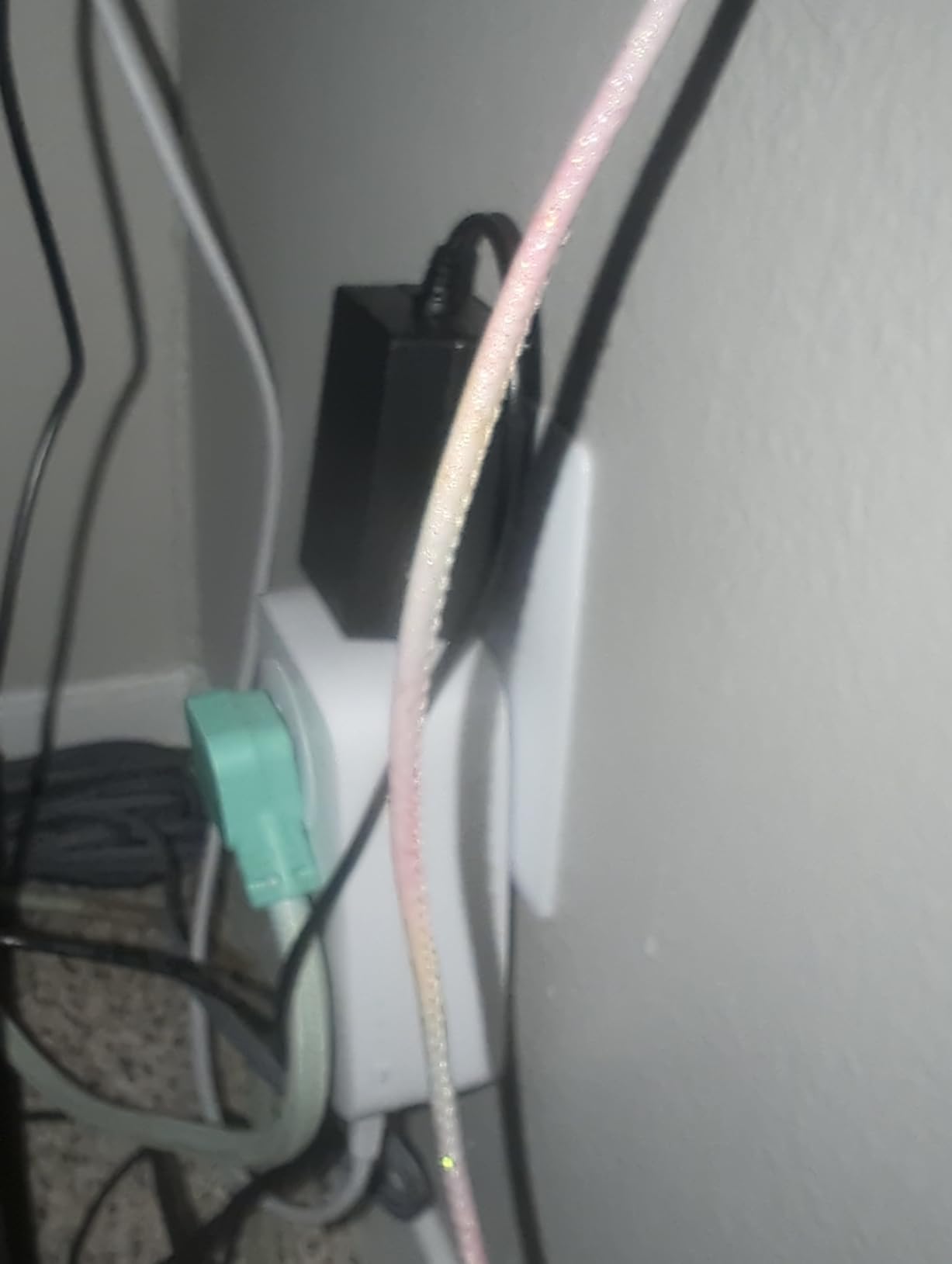 TP-Link AV2000 Powerline Ethernet Adapter, Passthrough, 2 Gigabit Ports | Powerline Network Adapter, 2x2 MIMO, Ethernet Over Power, Plug Pair & Play, Power Saving (TL-PA9020P KIT) customer photo 2
