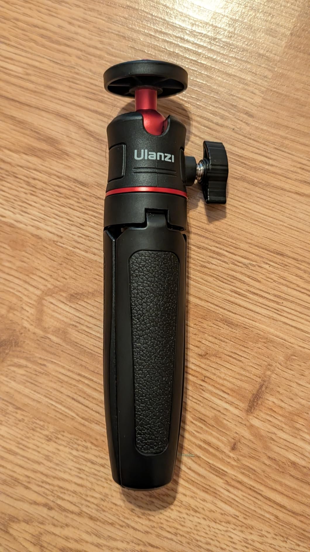 ULANZI MT-08 Extension Pole Tripod, Mini Selfie Stick Stand Handle Grip for Cell Phone iPhone Pro Max Android Luna Pocket Xtra Muse Canon Sony ZV-1 A6400 A6600 Cameras Video Recording/Vlogging customer photo 2