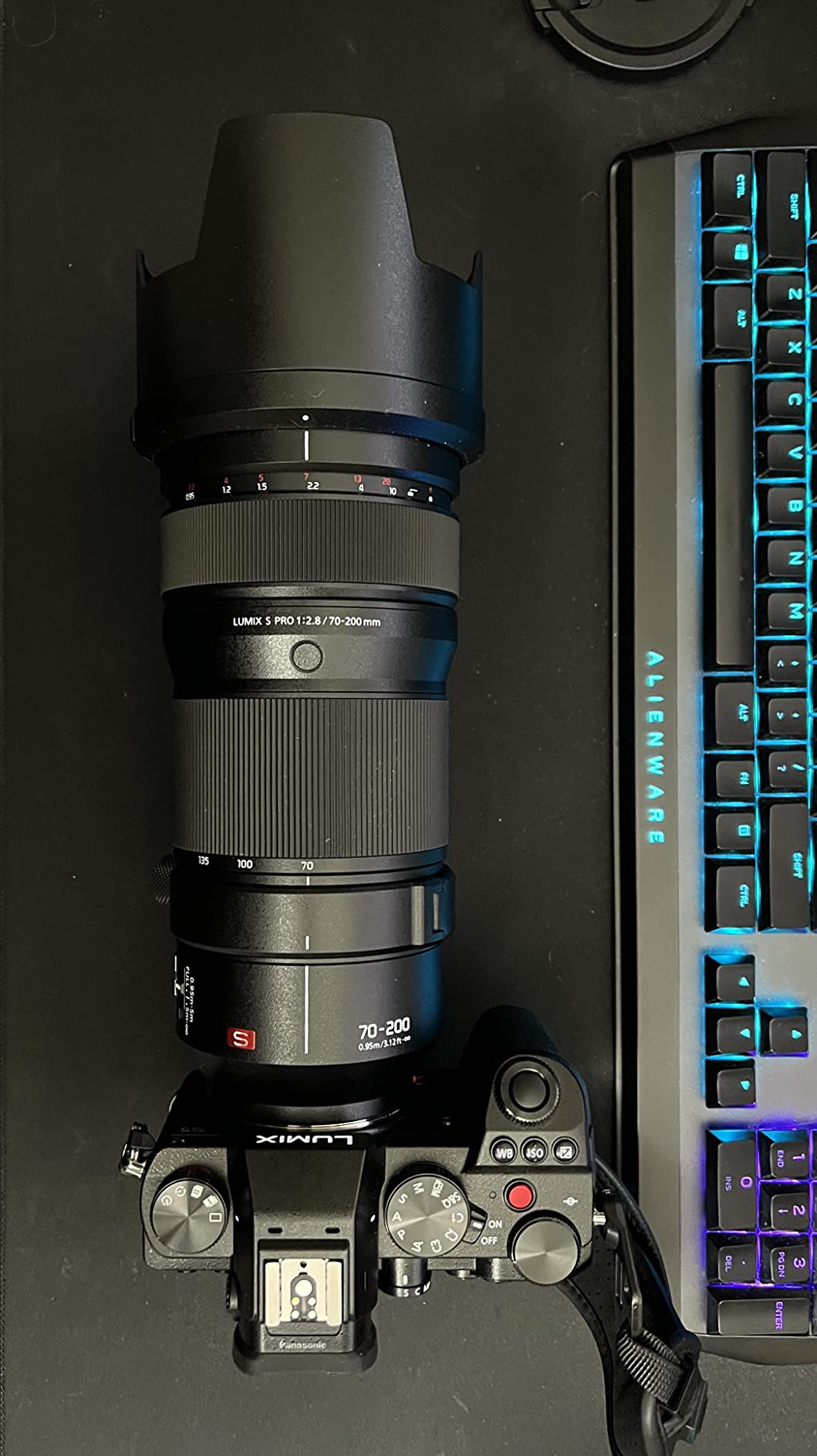 LUMIX S PRO 70-200mm F2.8 Telephoto Lens (S-E70200) customer photo 1