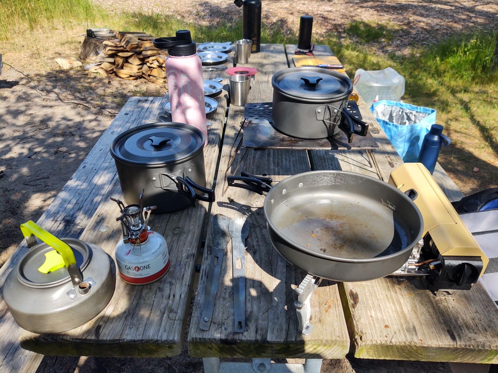 Odoland 29pcs Camping Cookware Mess Kit, Non-Stick Lightweight Pots Pan Kettle, Collapsible Water Container and Bucket, Stainless Steel Cups Plates Forks Knives Spoons for Outdoor Backpacking Picnic customer photo 2