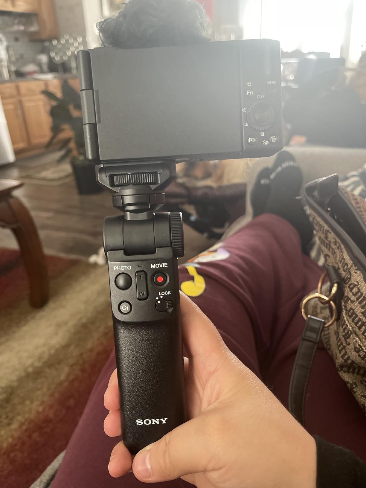 Sony Wireless Bluetooth Shooting Grip and Tripod for still and video, ideal for vlogging (GP-VPT2BT), Black customer photo 1