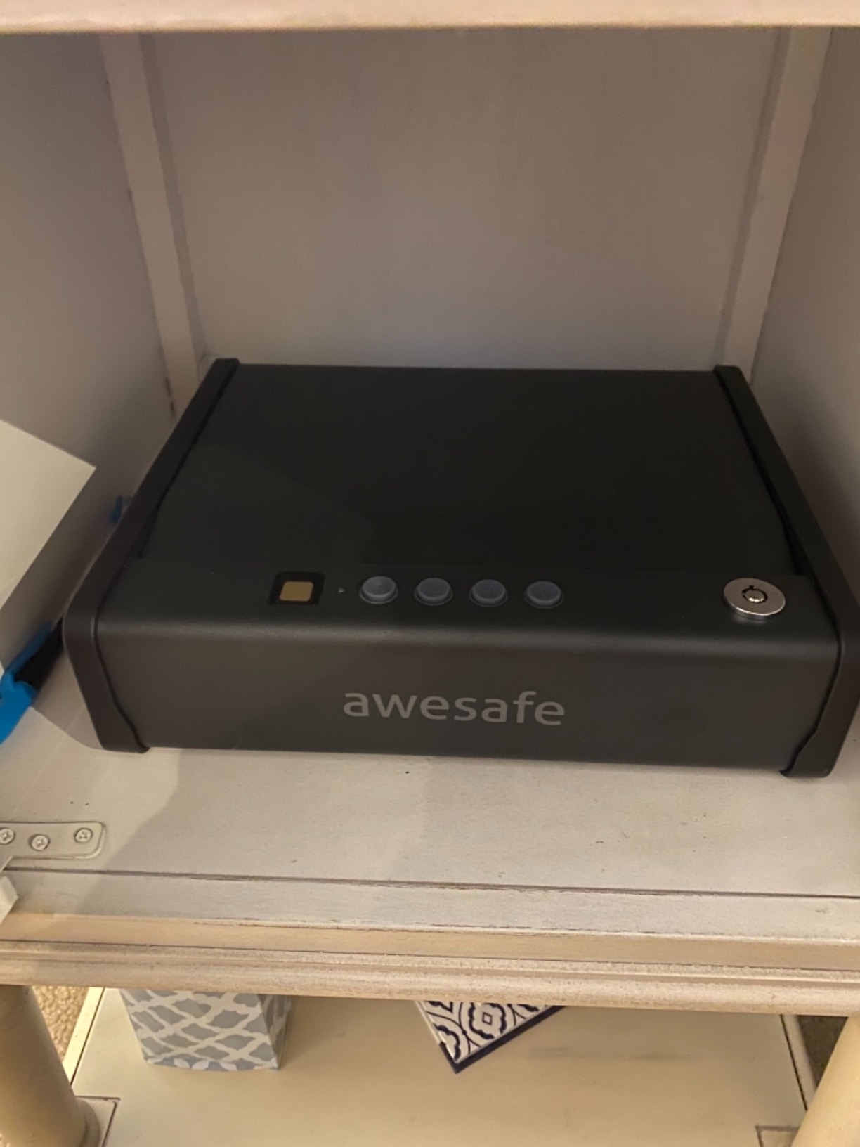 awesafe Biometric Gun Safe for Pistol, 3 Ways Quick Access with Fingerprint Digital PIN Key, Portable Handgun Safe for Nightstand Bedside Cloakroom Living Room (XL Biometric Gun Safe with Fingerprint) customer photo 2