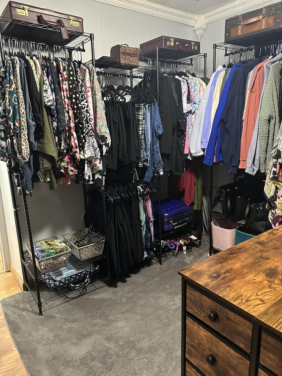 VIPEK V5 Heavy Duty Clothes Rack, Freestanding Modular Closet System, Black | 890 lbs Load, 4 Hanging Rods, 8 Shelves customer photo 1