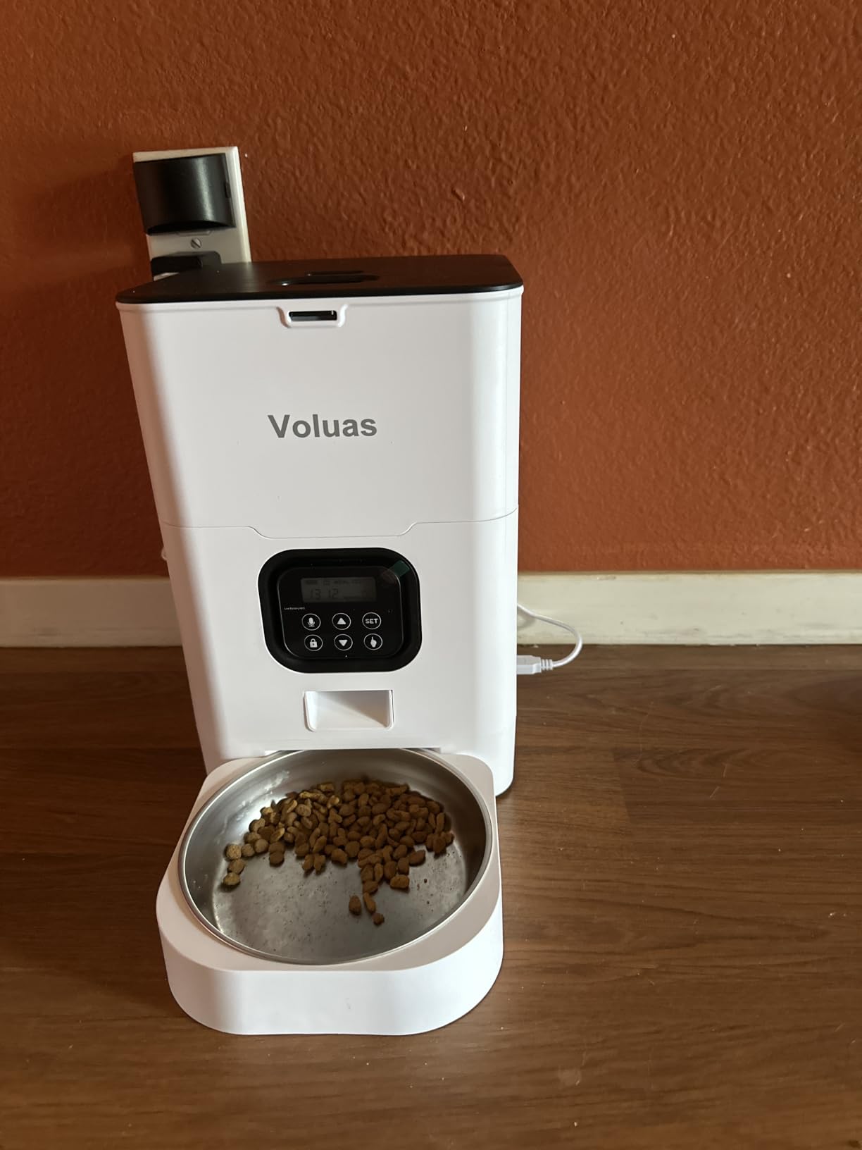 VOLUAS Automatic Cat Feeder, 4L Timed Dry Food Dispenser for Cats & Dogs customer photo 1