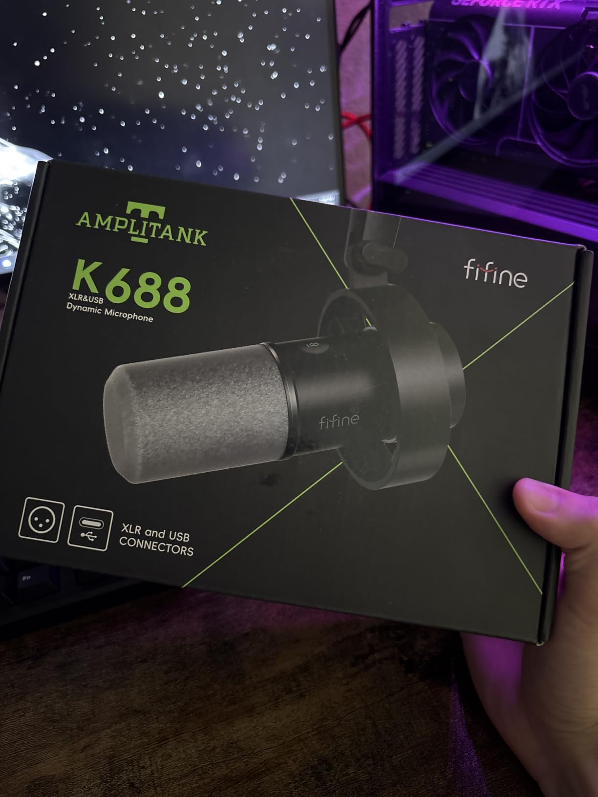 FIFINE AmpliTank K688 Dynamic Microphone, XLR/USB Podcast Recording PC Microphone for Vocal Voice-Over Streaming, Studio Metal Mic with Mute, Headphone Jack, Monitoring Volume Control, Windscreen-Amplitank K688 customer photo 1