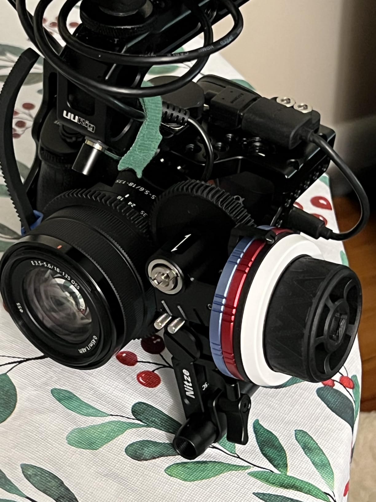 Nitze Mini Follow Focus, with 15mm Rod and Rod Clamp, Gear Ring Belt, 3 Reversible Drive Gears and 2 Marking Disks, Supports A/B Hard Stops and 360 Infinity Zoom - MF15C customer photo 2