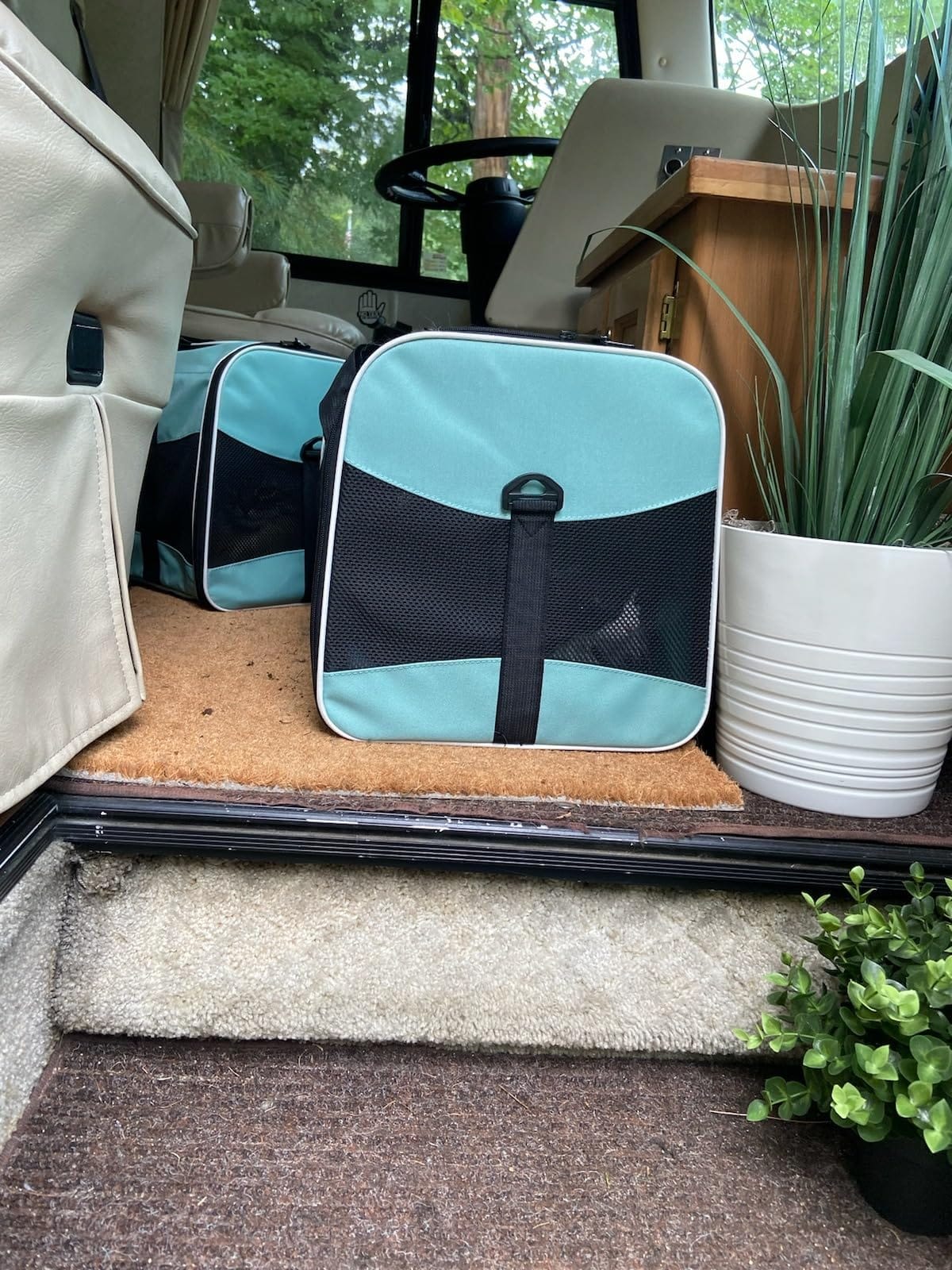 Cat Dog Carriers Soft-Sided Pet Carrier Large Cats for Medium Big Cat Small Dog Puppy up to 16lbs TSA Airline Approved Animal Collapsible Cat Carrier Carriers Travel Carrier Cat Bag (17x11x11) customer photo 1