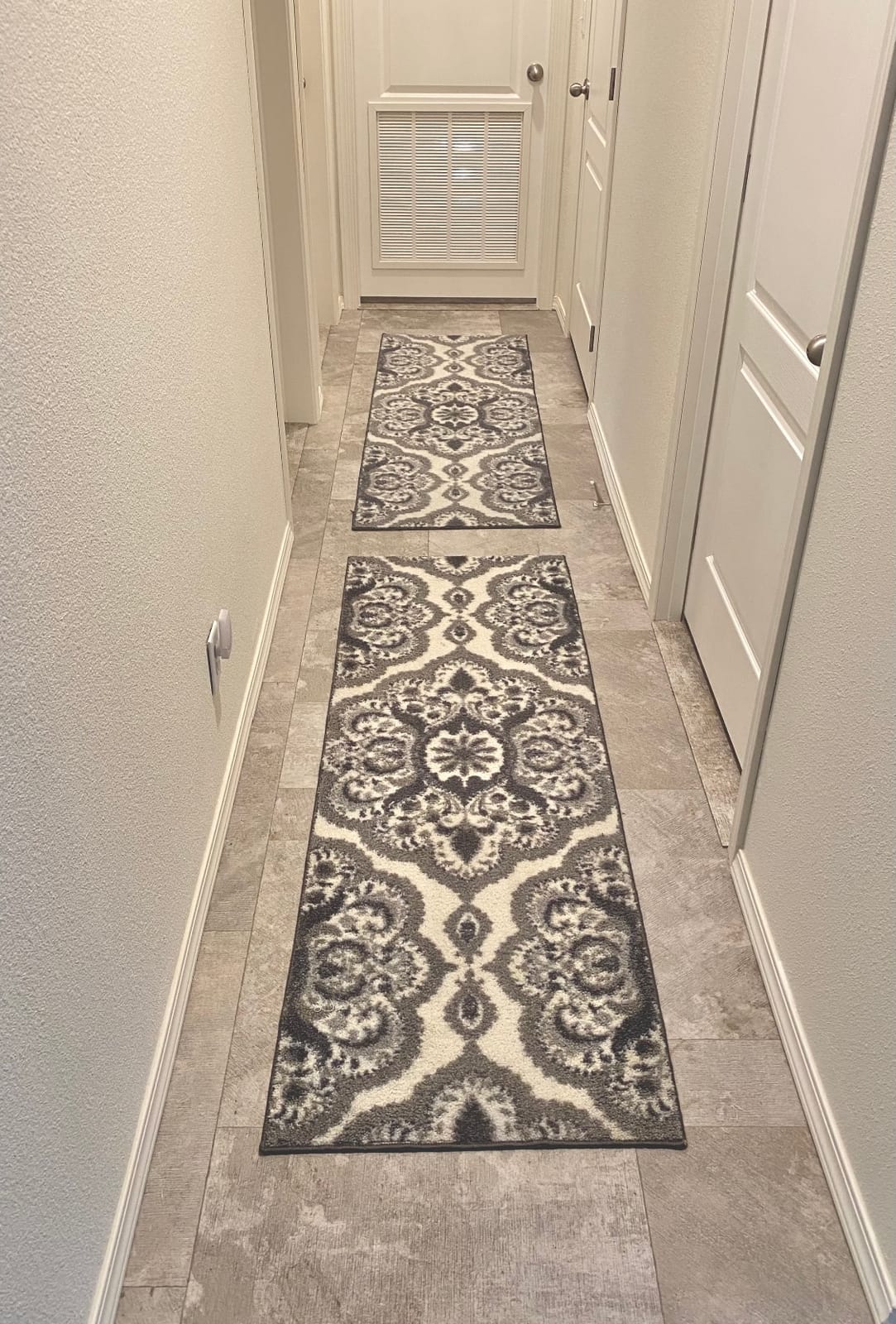Maples Rugs Vivian Medallion Runner Rug - Made in USA - Washable, Non Slip, Indoor Carpet for Hallway, Kitchen, and Laundry Room, 2'6 x 8', Grey customer photo 1