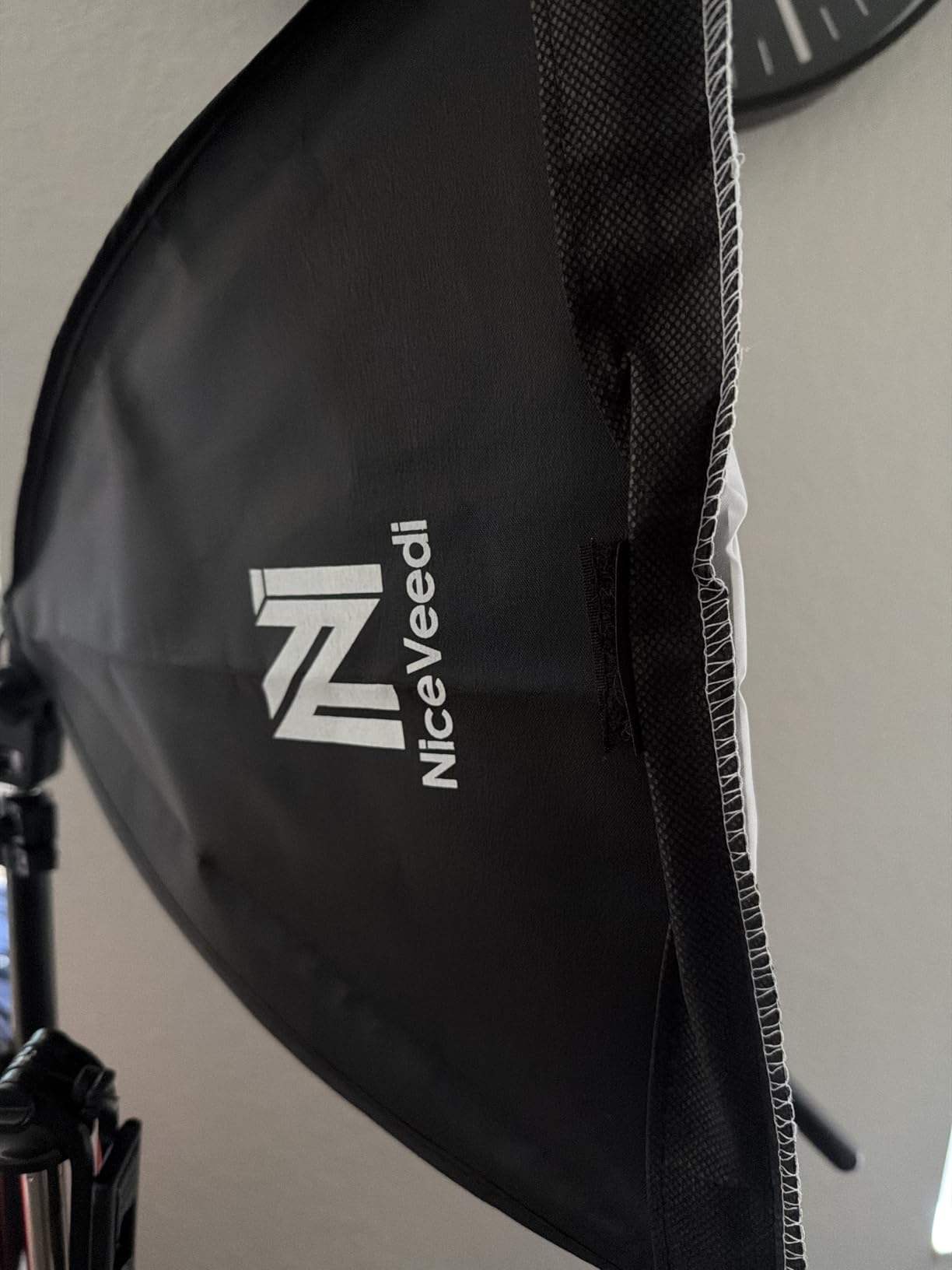 Softbox Lighting Kit, NiceVeedi 16'' x 16'' Softbox Photography Lighting Kit with 63