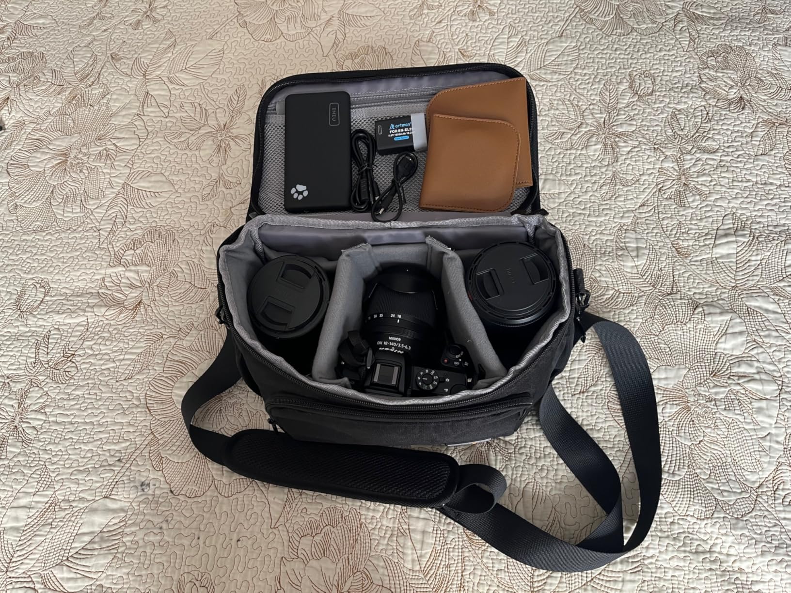 Cwatcun Small Camera Sling Bag Crossbody Camera Shoulder Case, Waterproof Travel Photography Messenger Bag for Canon, Nikon, Sony, Fuji DSLR/SLR/Mirrorless Cameras, Lens and Accessories customer photo 2