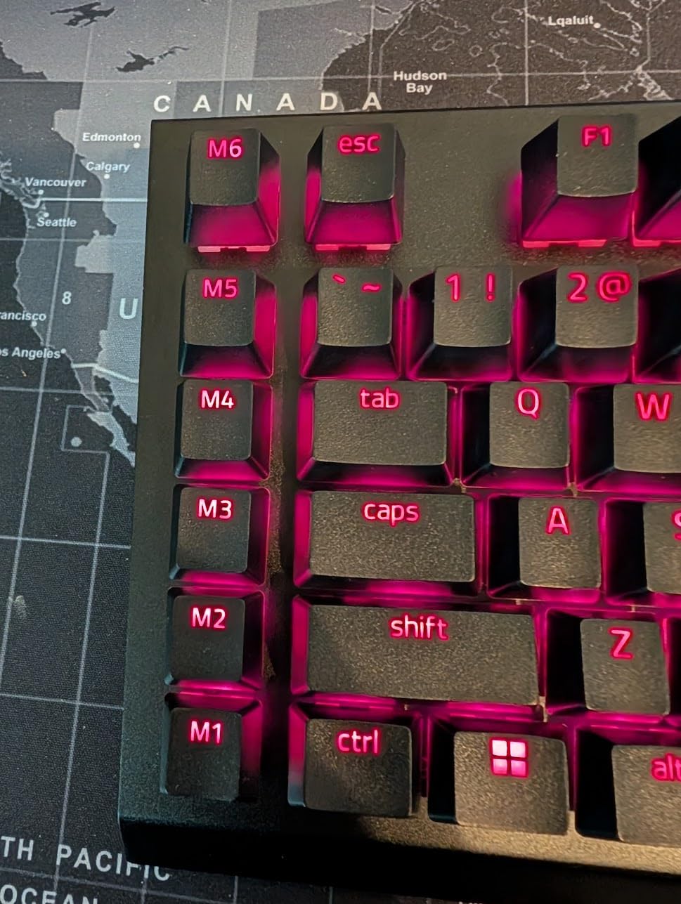 Razer BlackWidow V4 X Mechanical Gaming Keyboard, Yellow Switches, Black | Linear & Silent Switches, 6 Dedicated Macro Keys, Chroma RGB, Doubleshot ABS Keycaps, Roller & Media Controls, Snap Tap customer photo 1