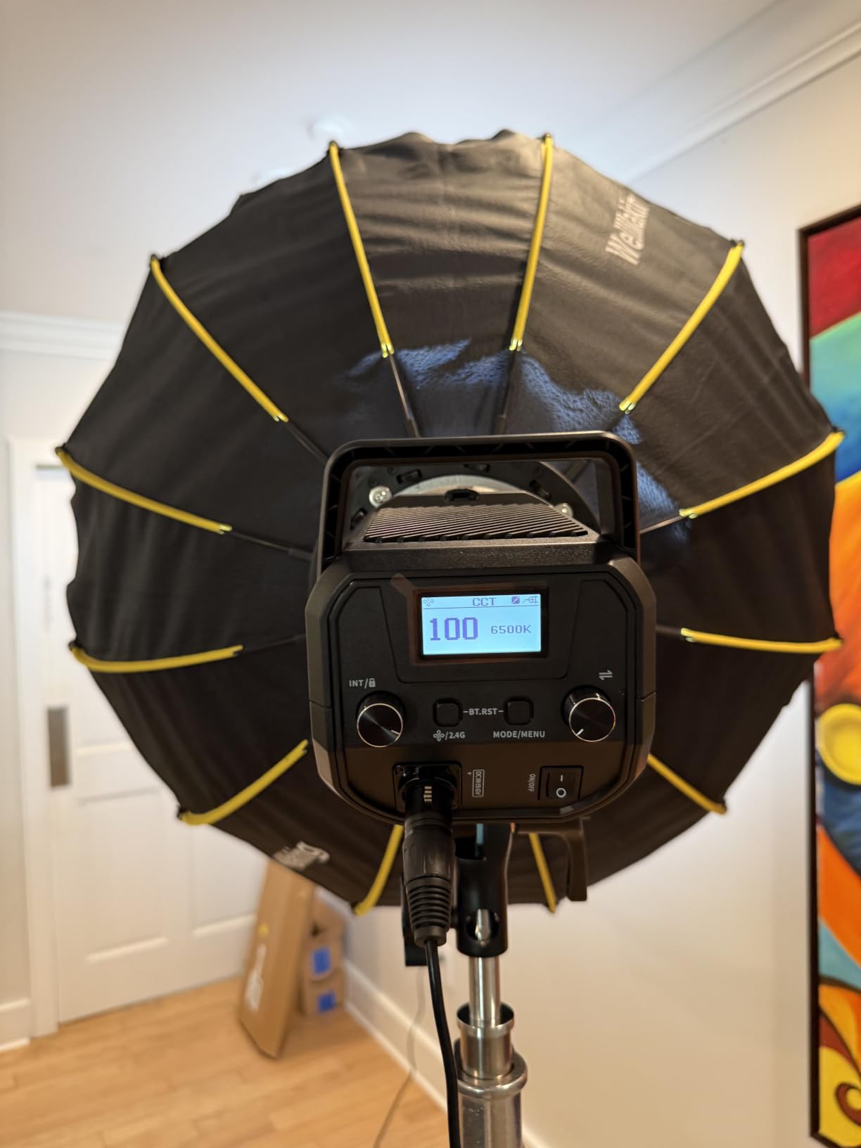 NEEWER FS150B LED Video Light, 130W Bi-Color COB Silent Continuous Output Lighting, 2.4G/APP Control, 72000lux/1m, 2700K-6500K, CRI 97+, 12 Effects, Bowens Mount customer photo 1