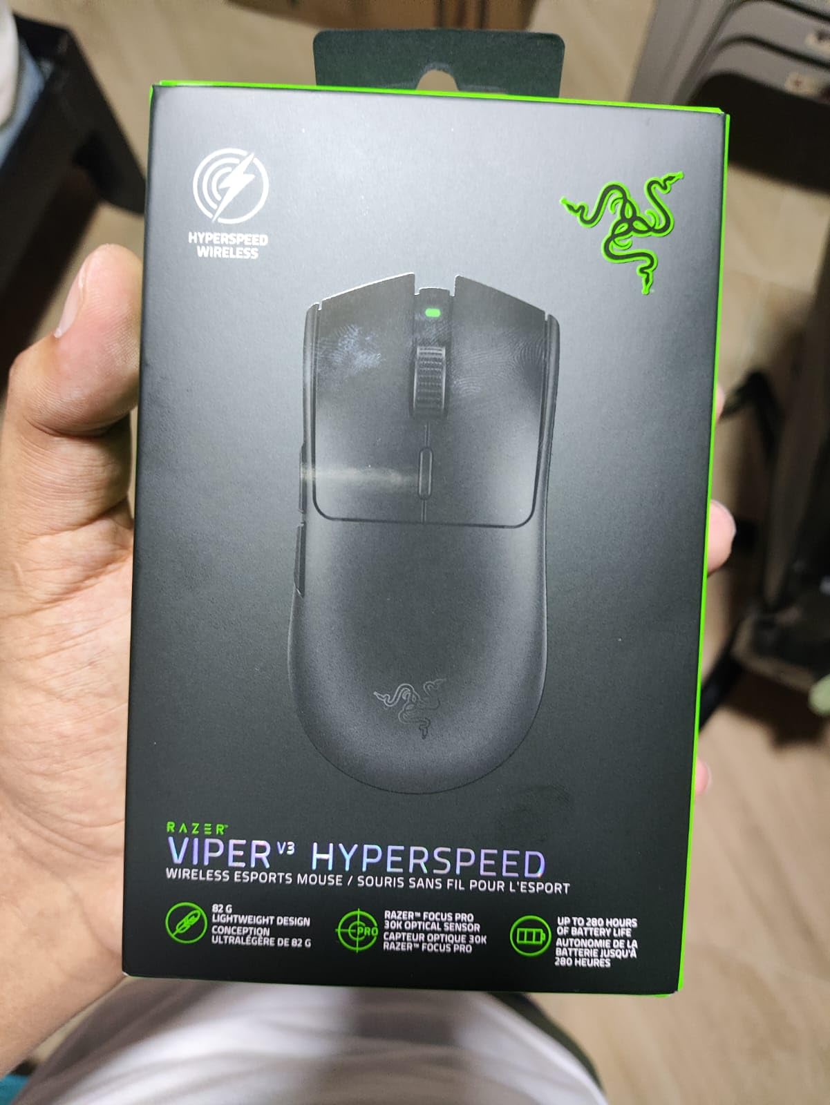 Razer Viper V3 HyperSpeed Wireless PC Gaming Mouse, 82g, Black | 30K DPI Optical Sensor, Up to 280 Hr Battery Life, Mechanical Switches Gen-2, 6 Programmable Buttons customer photo 1