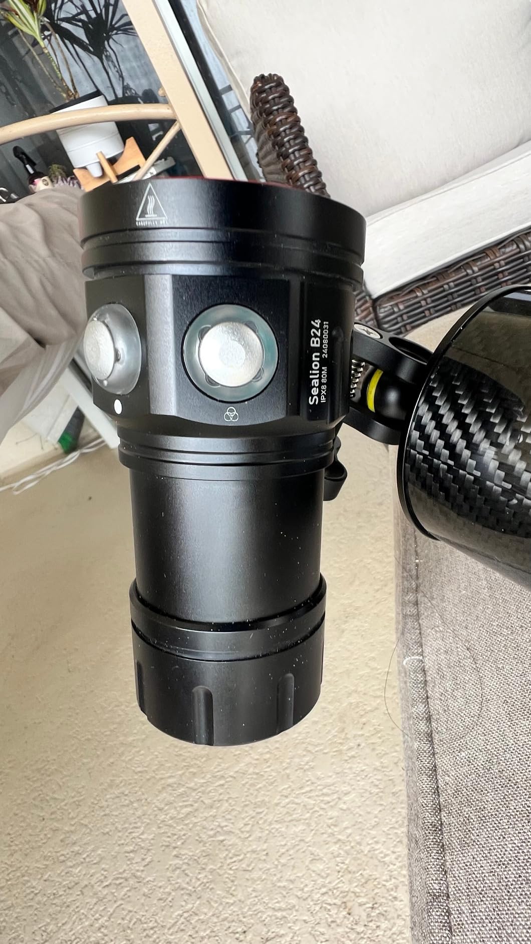 B15 Dive Light Underwater Flashlight 8000Lumens Underwater Video Lights 80m Scuba Dive Light Diving Flashlight for Under Water Sports, Underwater Video Shooting and Photography customer photo 2