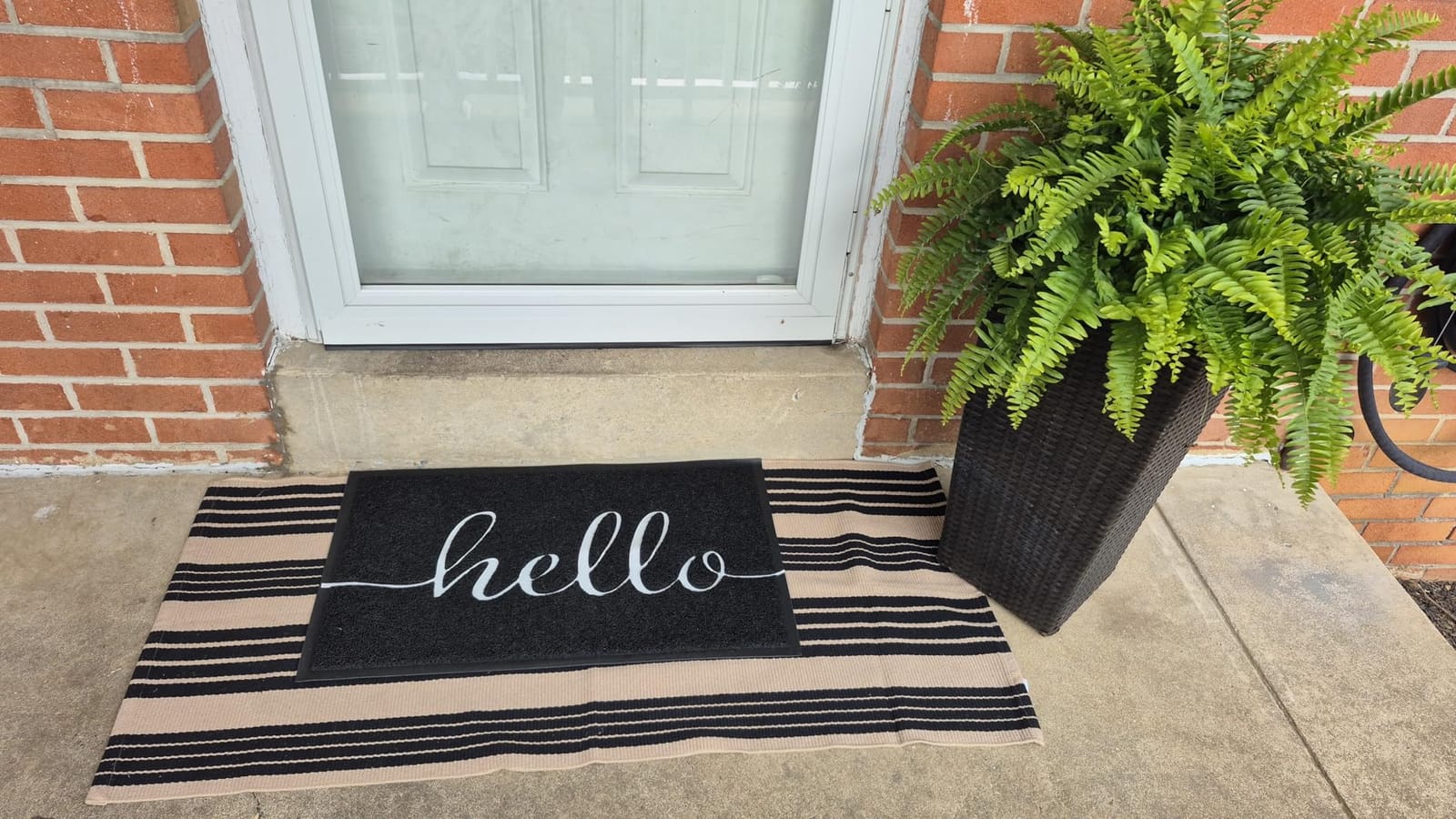 OJIA Outdoor Rug 3'x5', Black and Tan Patio Rugs Fall Door Mat Outside | Machine Washable Porch Rug Outdoor Mats Cotton Woven Entryway Rug Striped Carpet for Front Porch Decor/Deck/Camping/ Entrance customer photo 2