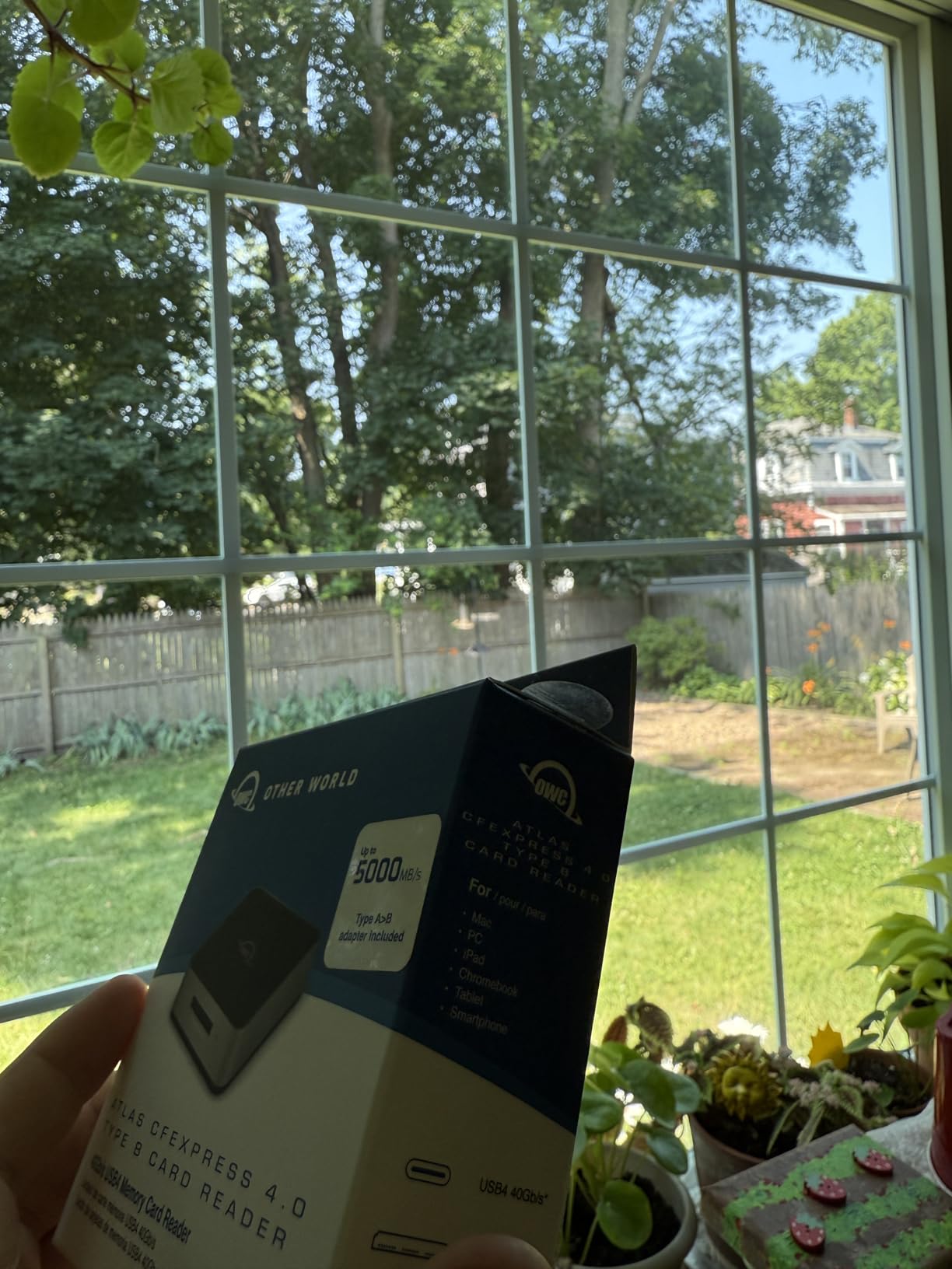 OWC Atlas USB4 CFexpress 4.0 Type B Card Reader, 40Gb/s USB4 USB-C Port (OWCTCCFXB4RDR) customer photo 2