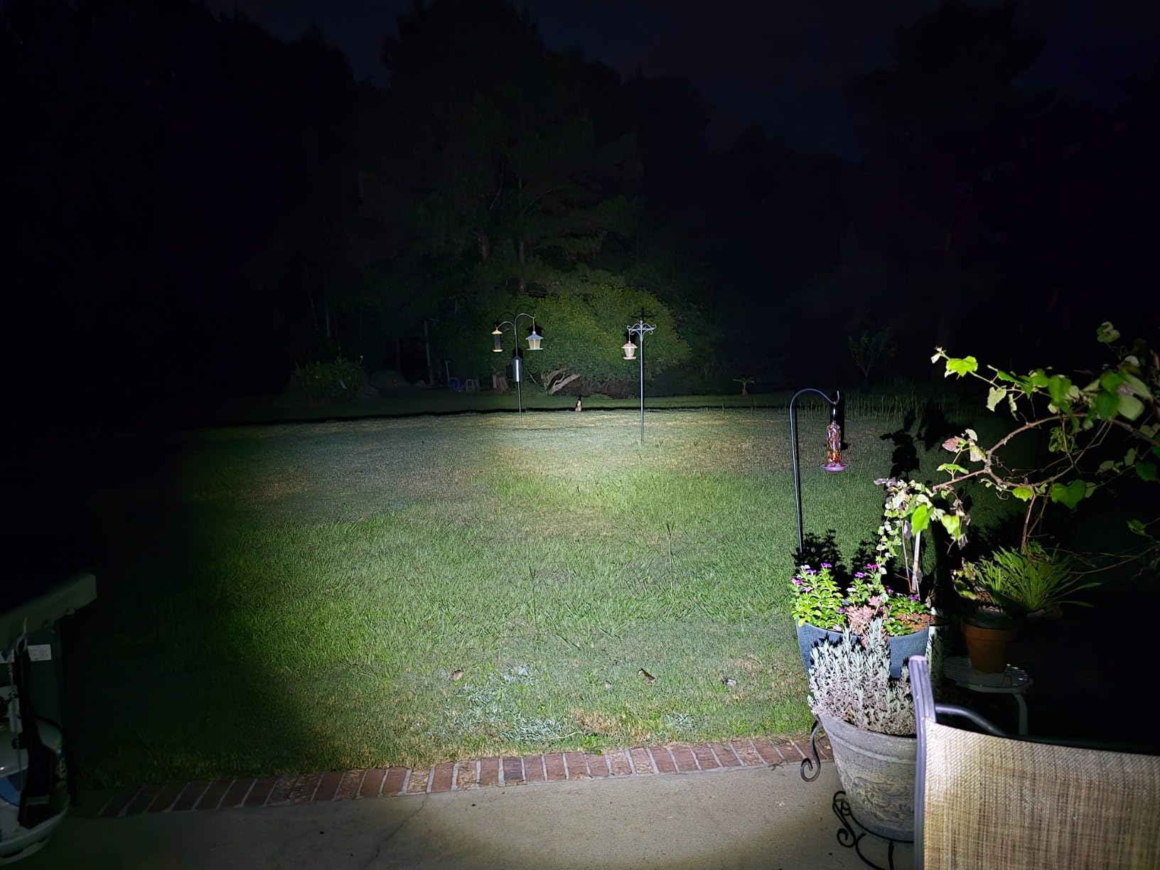 Coast FL85R 1000 Lumen Tri-Color (White/Red/Green) Focusing Rechargeable LED Headlamp customer photo 1