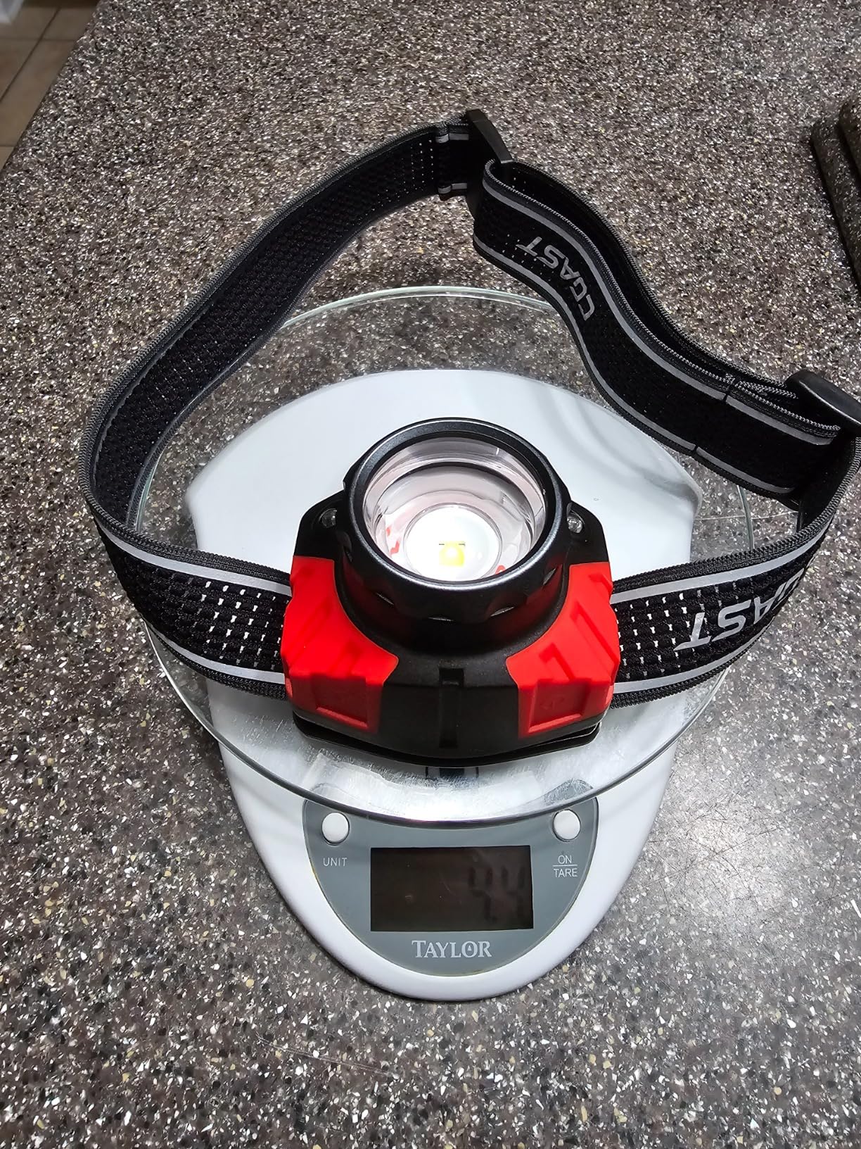 Coast FL85R 1000 Lumen Tri-Color (White/Red/Green) Focusing Rechargeable LED Headlamp customer photo 2