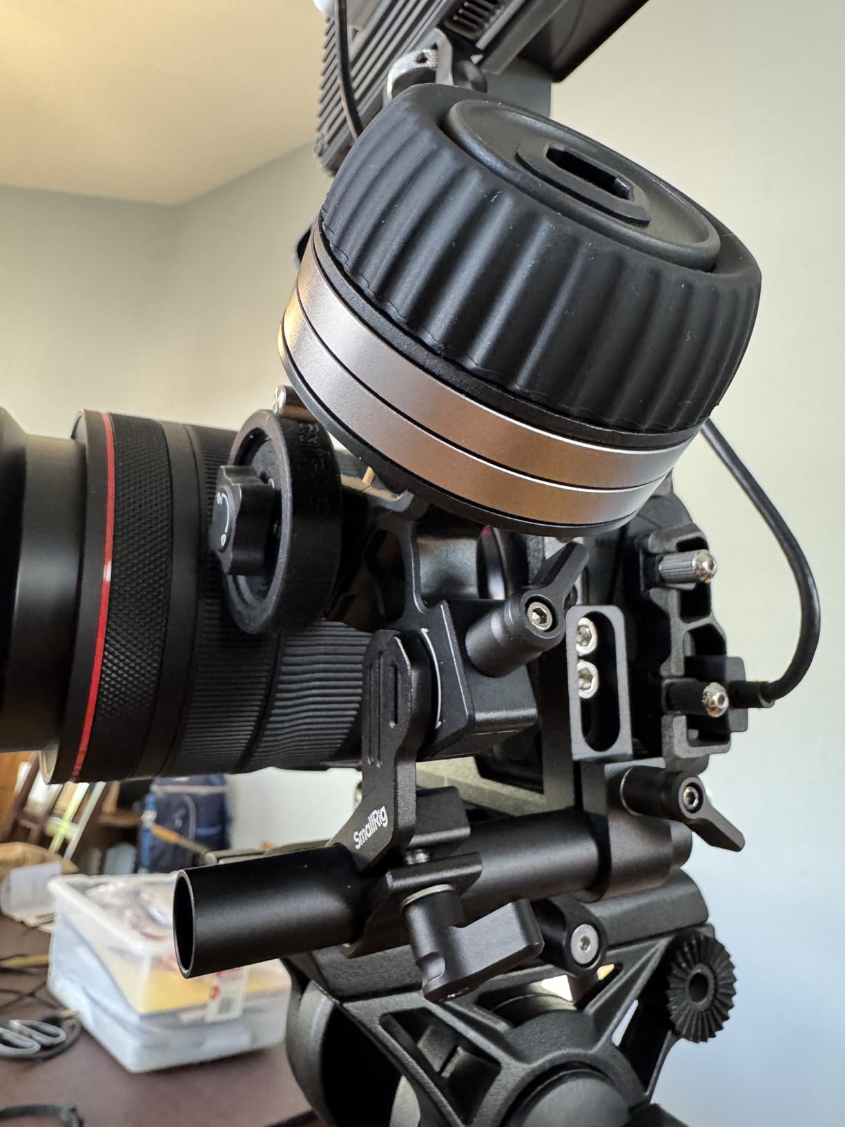 SmallRig Follow Focus F50 with Stepless Dynamic Damping Lever Adjustment and A/B Stops, Including 15mm Rod & Rod Clamp, for DSLR, for Sony FE/FE C, for Canon customer photo 2