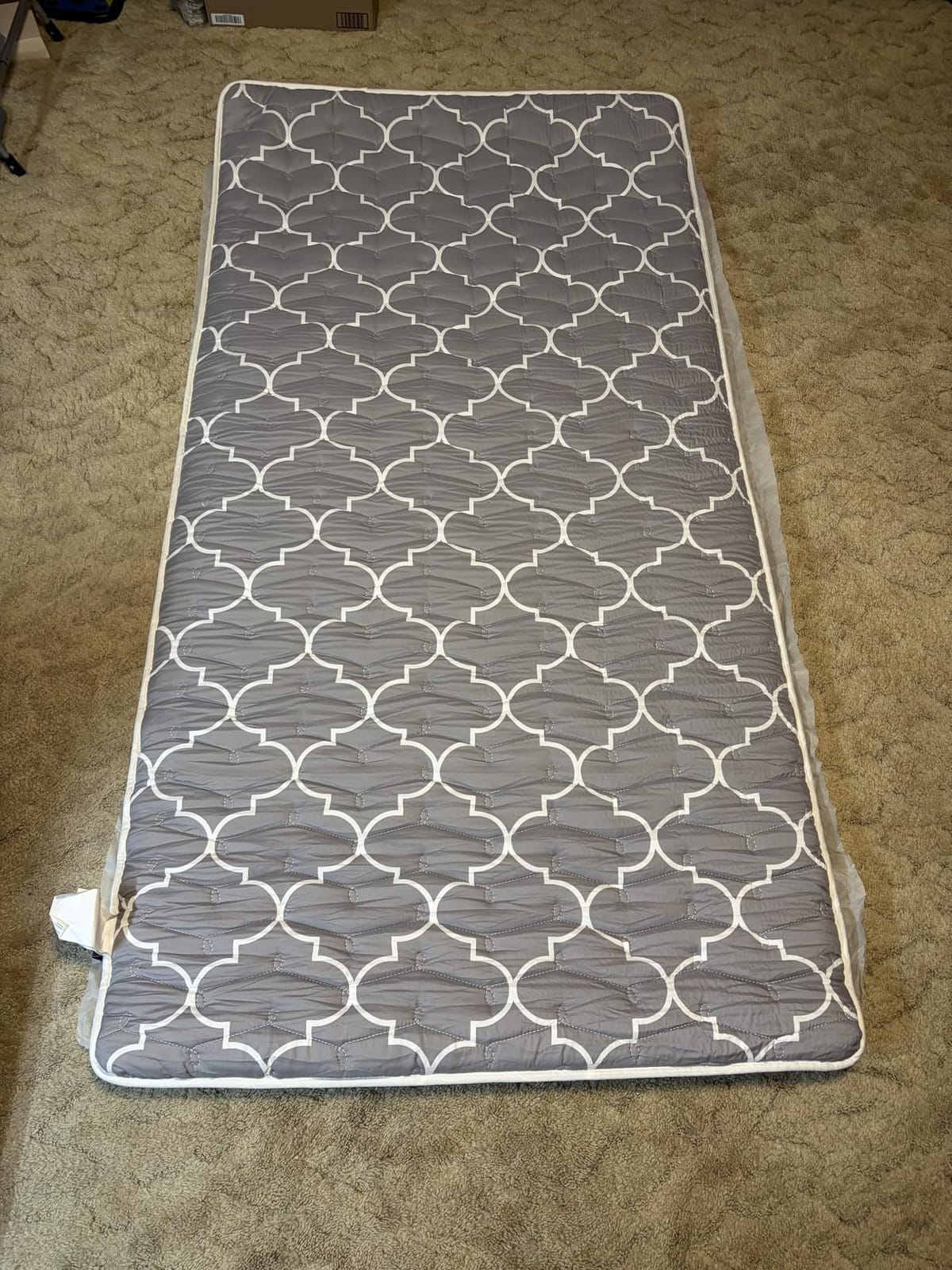6th Generation Japanese Floor Futon Mattress - Extra-Thick 9-Layer Modern Futon with 100% High-Density Foam, Portable Floor Mattress Sleeping Pad for Adults, Guest Room, Dormitory, Twin Size (39