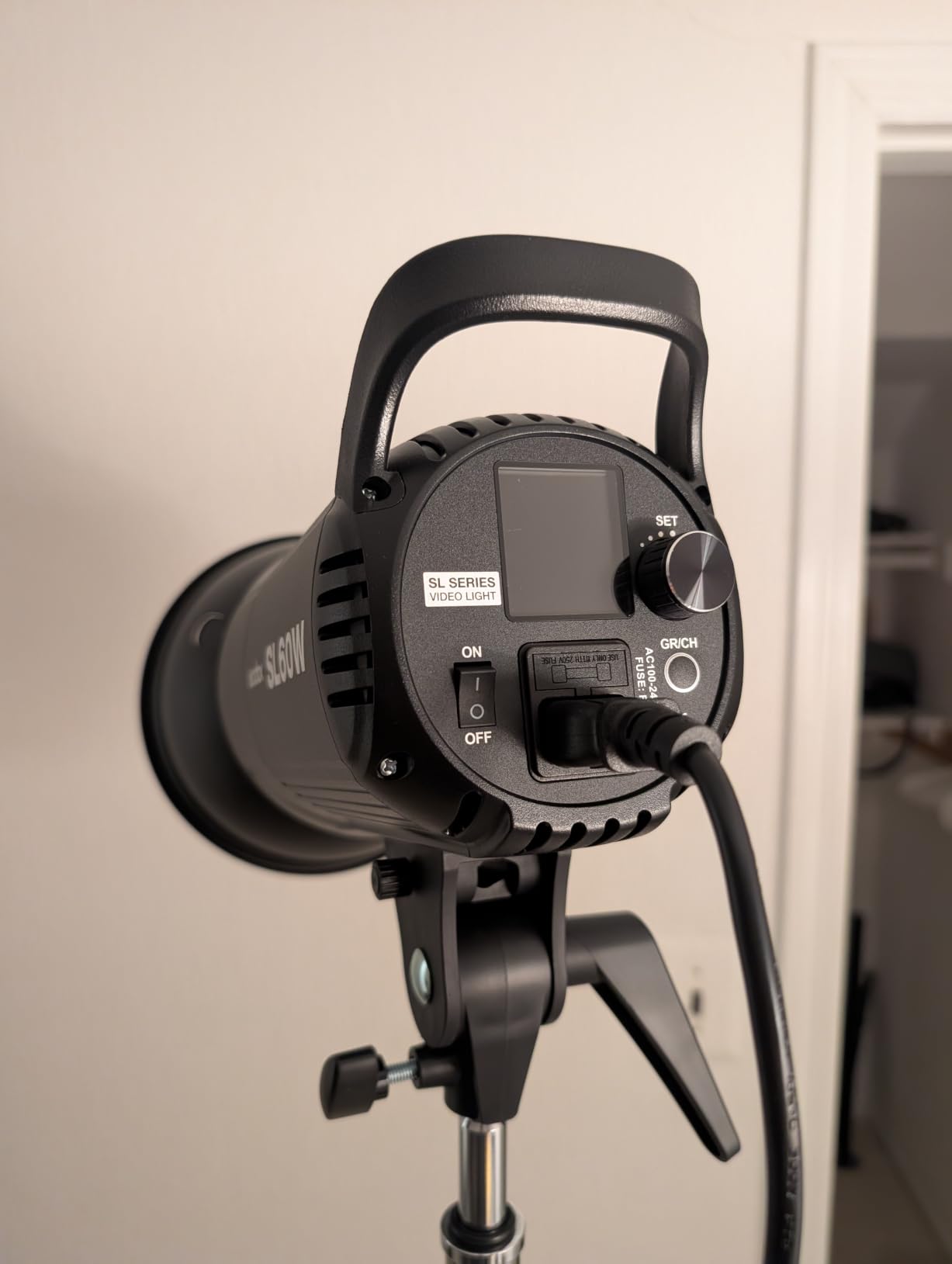 Godox SL60W LED Video Light, 60W 5600K Daylight LED Continuous Light SL-60W, Powerful Studio Bright Light with Bowens Mount 10-100% Brightness for Video Recording Wedding customer photo 2