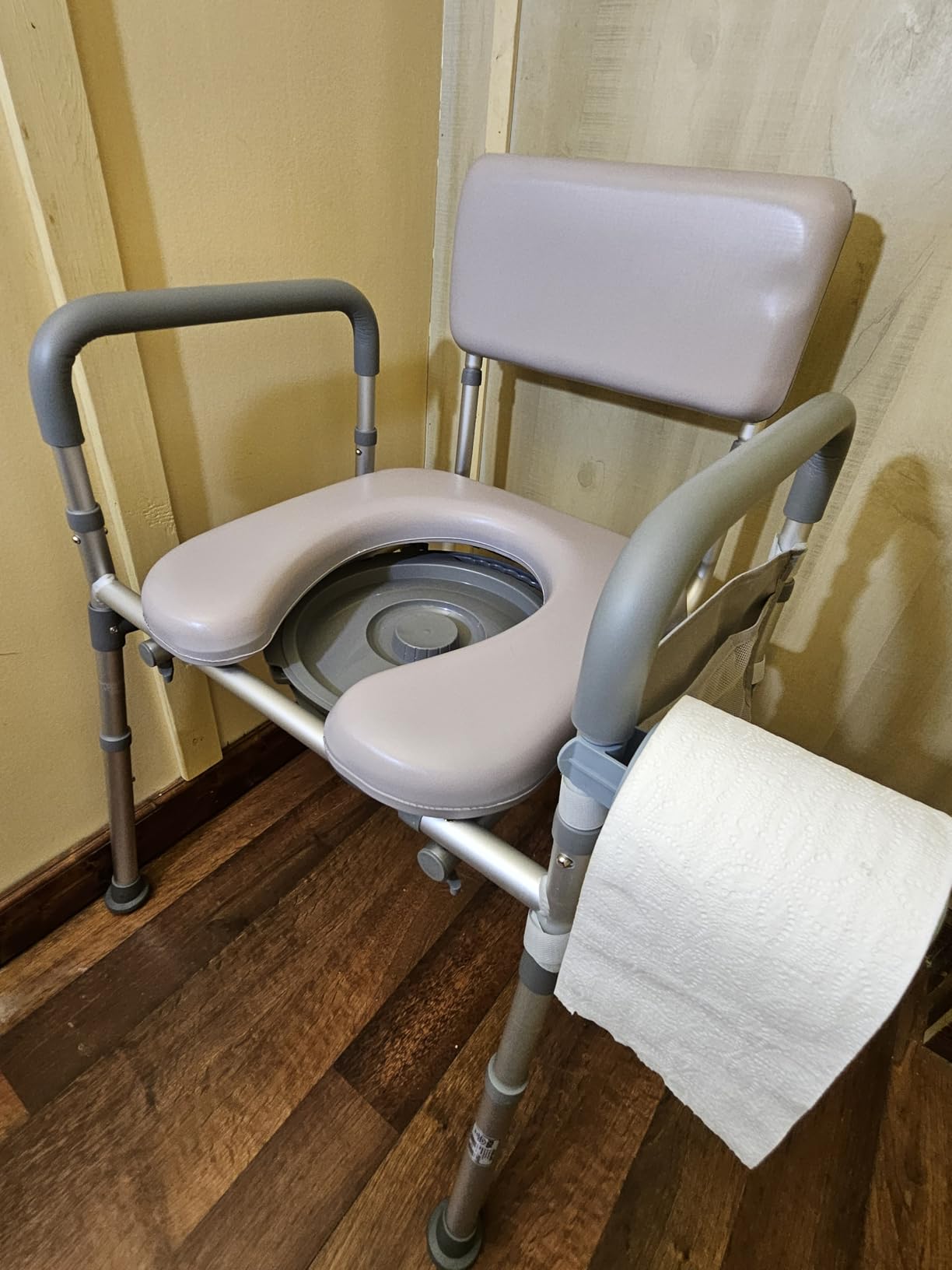 HOMLAND Bedside Commode Toilet, Padded Seat & Backrest, Enhanced Crossbar customer photo 2