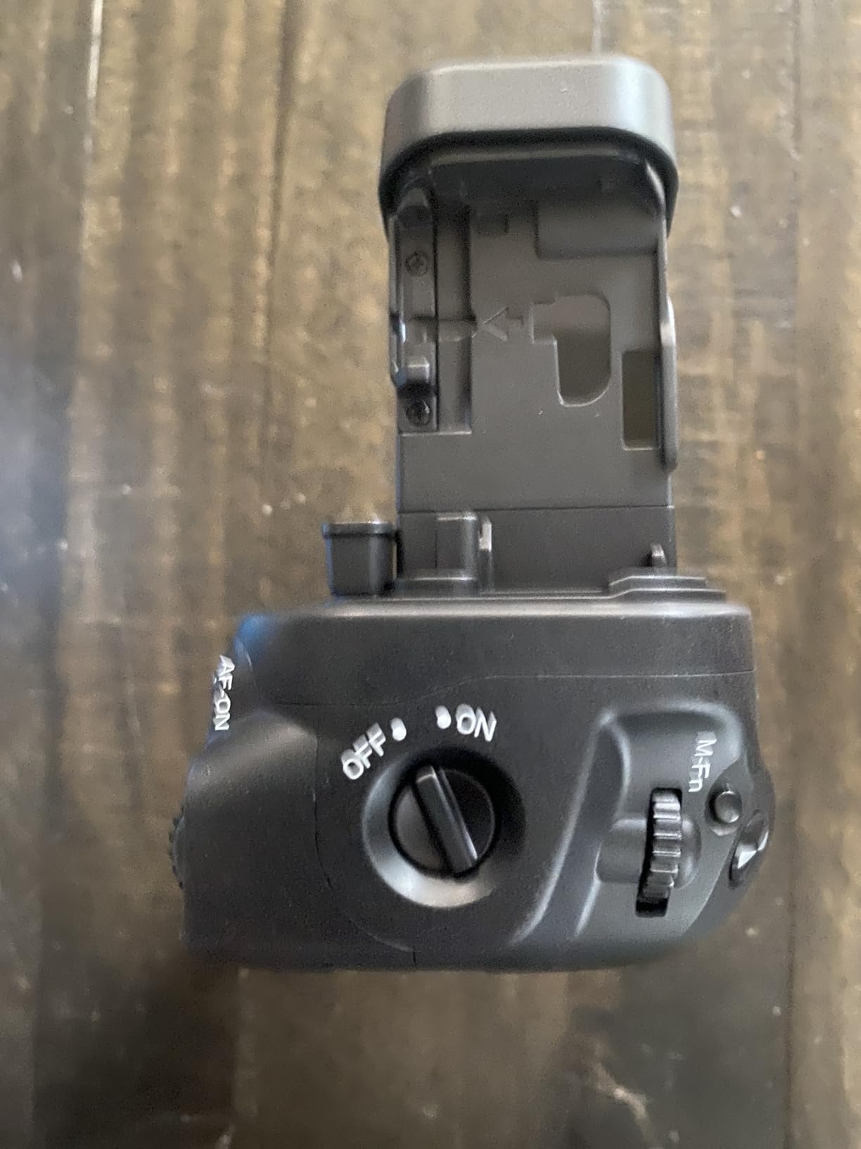 BG-R20 Camera Battery Grip for Canon R5 Mark II, R6 Mark II, EOS R5 R6, Dual LP-E6 Vertical Battery Grip, Replacement for BG-R20 customer photo 2