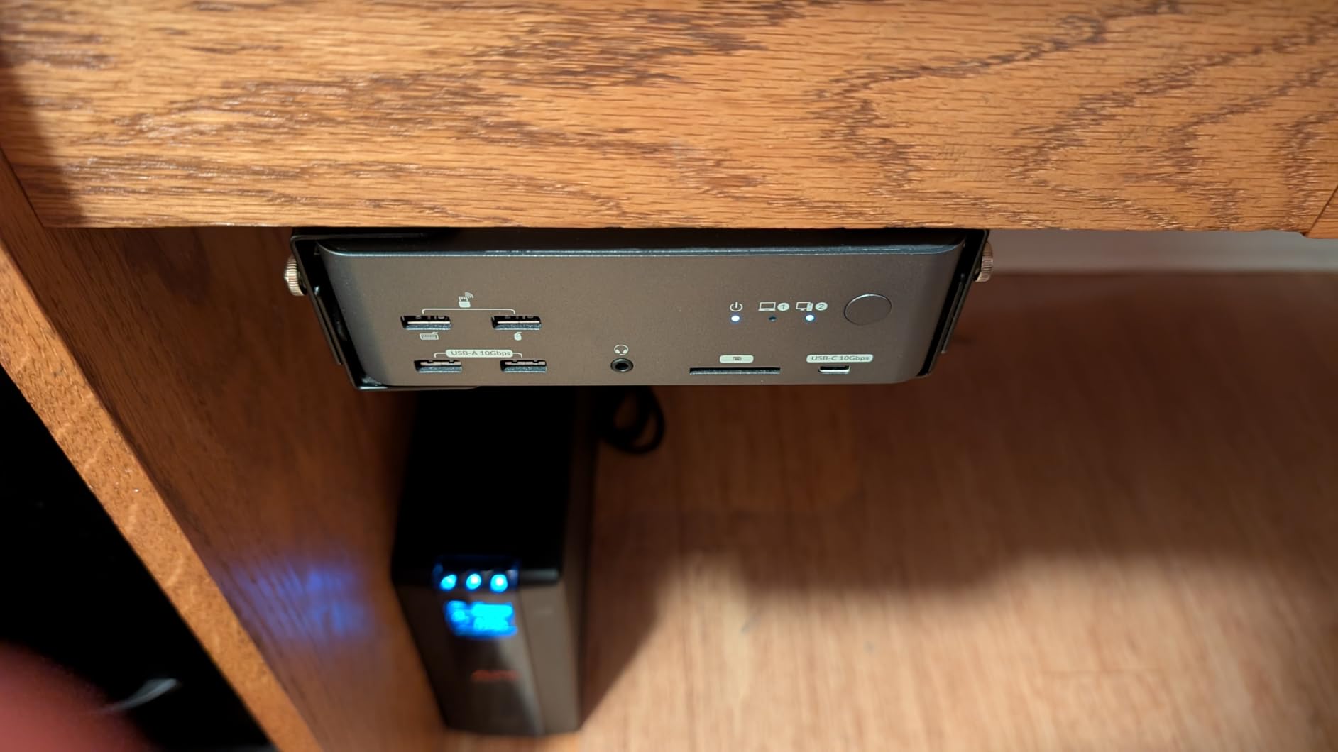 AV Access 8K KVM Switch 3 Monitors 2 Computers, Laptop + Desktop KVM Dock | 100W PD, GbE, 2xUSB 3.2 10Gbps USB C Hub, SD Reader & Remote Switcher for HP, Dell, Chromebook, PC, and More customer photo 2