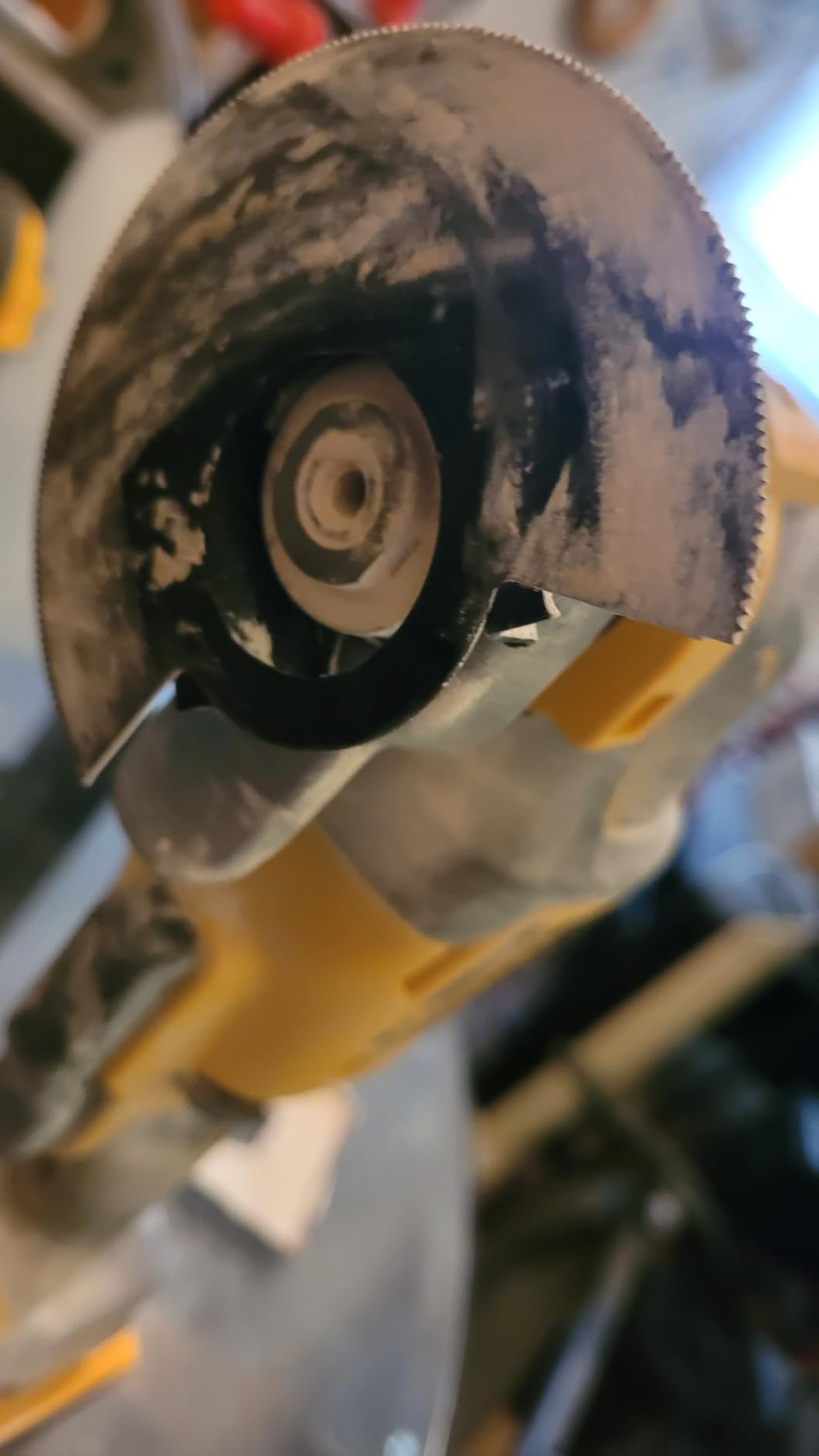DEWALT 20V MAX 7-Tool Combo Kit, Includes Cordless Drill, Impact Driver, Reciprocating Saw, Circular Saw, Oscillating Tool, Random Orbital Sander, Jigsaw, 5Ah Battery and Charger (DCK751P1) customer photo 1