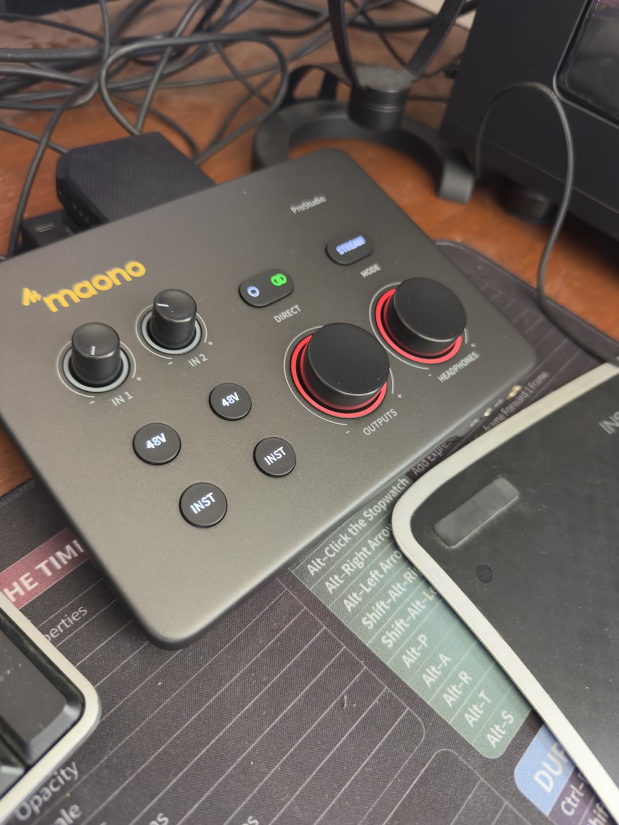 MAONO P2 Hybrid USB Audio Interface Dual XLR for PC Phone iPad Guitar | 56dB Gain, Loopback, Mute, ASIO, Routing Software Features, for Podcast, Streaming, Mobile Music Recording, Content Creation customer photo 2