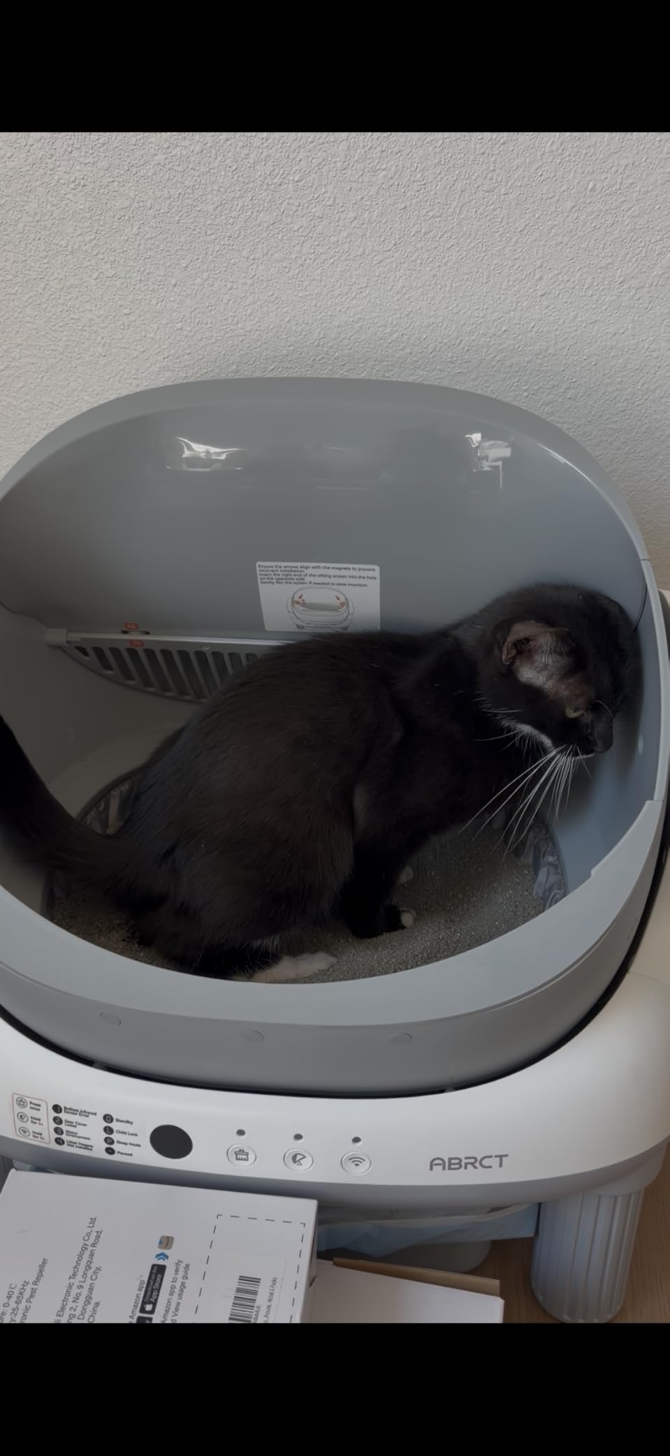 ABRCT Open Top L1 Self Cleaning Litter Box, Electronic Hands-Free, Smart Robot, Automatic Cleaning Litter Box - App Control & Safe Anti-Pinch, with Safety Sensors & Liner for Small & Medium-Sized Cats, White customer photo 1