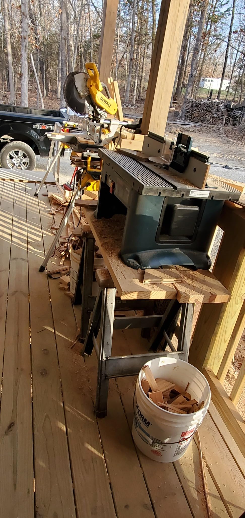 Bosch 1617EVSPK 2.25 HP Combination Plunge- and Fixed-Base Router customer photo 1