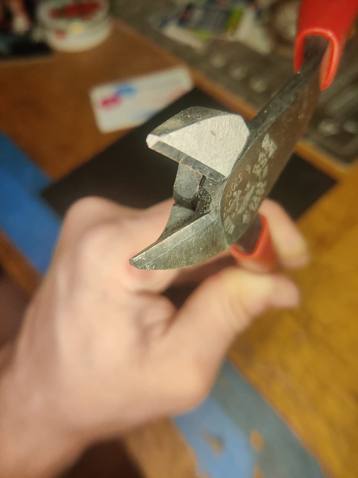 Klein Tools D248-9ST Diagonal Cutting Pliers, Made in USA, Ironworker's Diagonal Cutters with High Leverage Design, Works as Rebar Cutter and Rebar Bender, 9-Inch customer photo 1