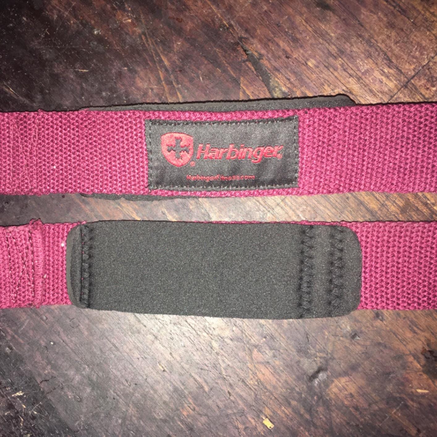 Harbinger Padded Cotton Lifting Straps with NeoTek Cushioned Wrist, 21.5 Inch Length, 1.5 Inch Width, Pair, Weightlifting Wrist Straps for Deadlifts and Strength Training customer photo 2