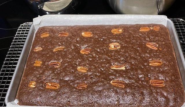 USA Pan Bakeware Nonstick Quarter Sheet Pan, Baking Sheet Aluminized Steel, Pan Measures: 13 x 9.5 x 1 inches customer photo 1