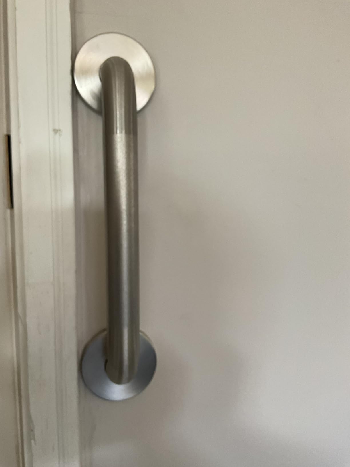 Moen Bathroom Safety 12-Inch Peened Textured Grip Stainless Steel Bathroom Grab Bar with Concealed Screws, Shower Handles for Elderly, R8712P customer photo 1