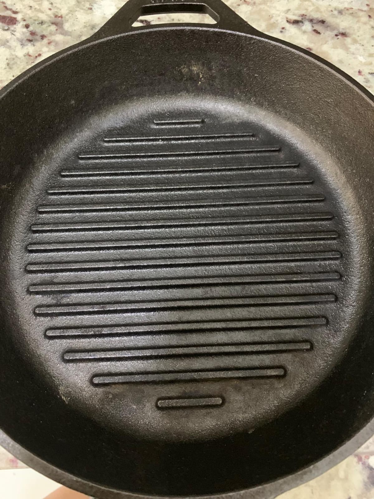 Lodge Pre-Seasoned Cast Iron Grill Pan, 10.25 Inches customer photo 2