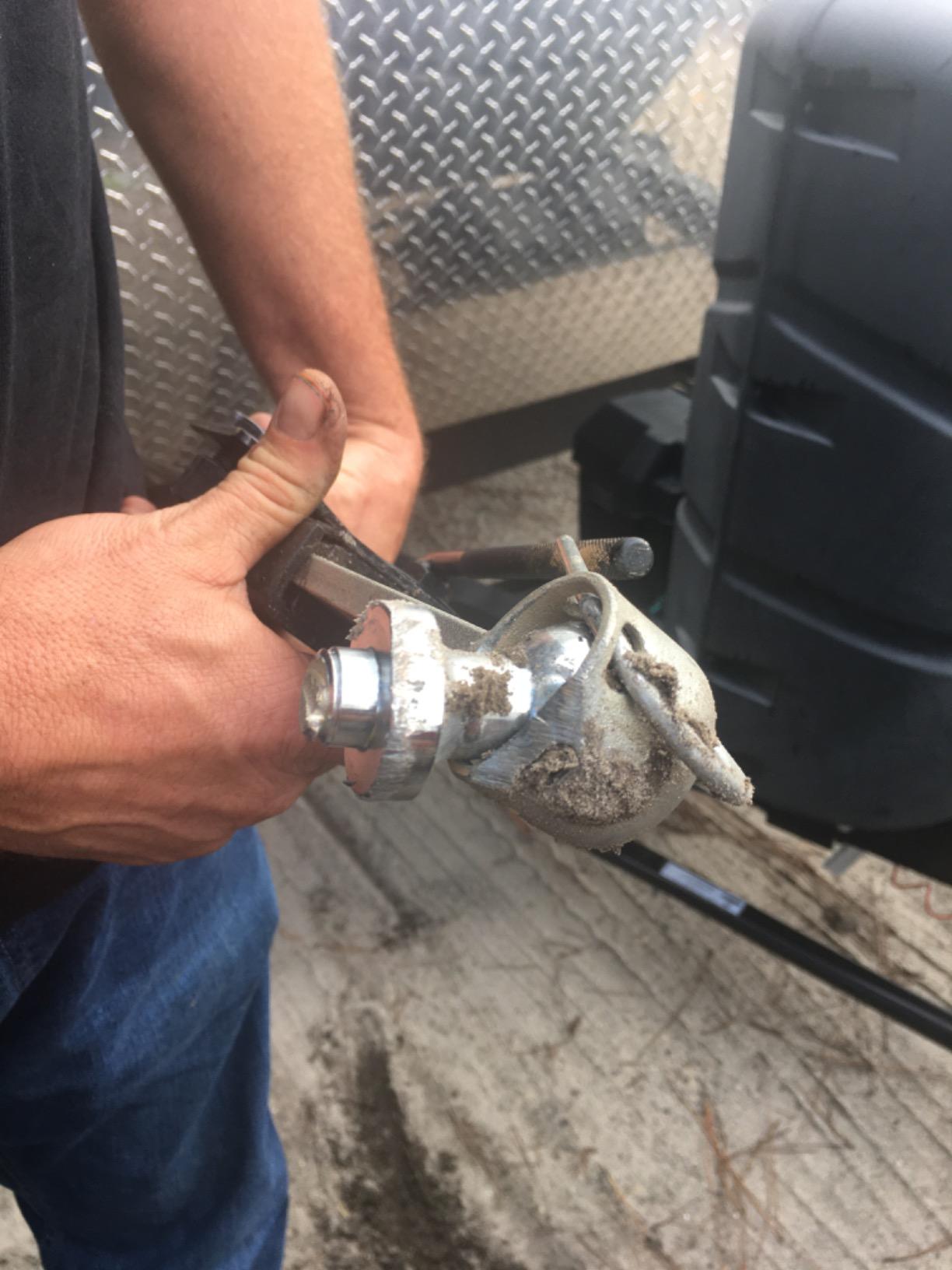 Husky Towing 30849 Weight Distribution Hitch customer photo 1