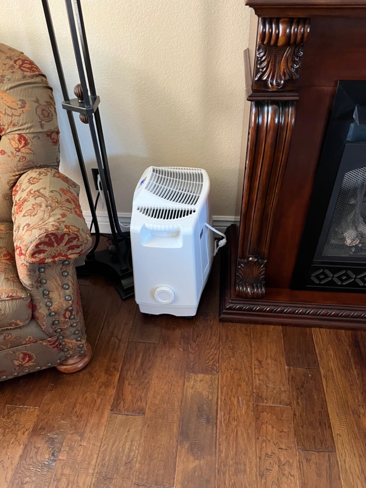 AIRCARE MA Whole-House Console-Style Evaporative Humidifier (Console) customer photo 1