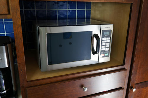Panasonic NE-1054F Compact Light-Duty Countertop Commercial Microwave Oven with 10 Programmable Memory and Touch Screen Control, Countertop Microwave Oven, 1000W, 0.8 Cu. Ft, Stainless Steel customer photo 2