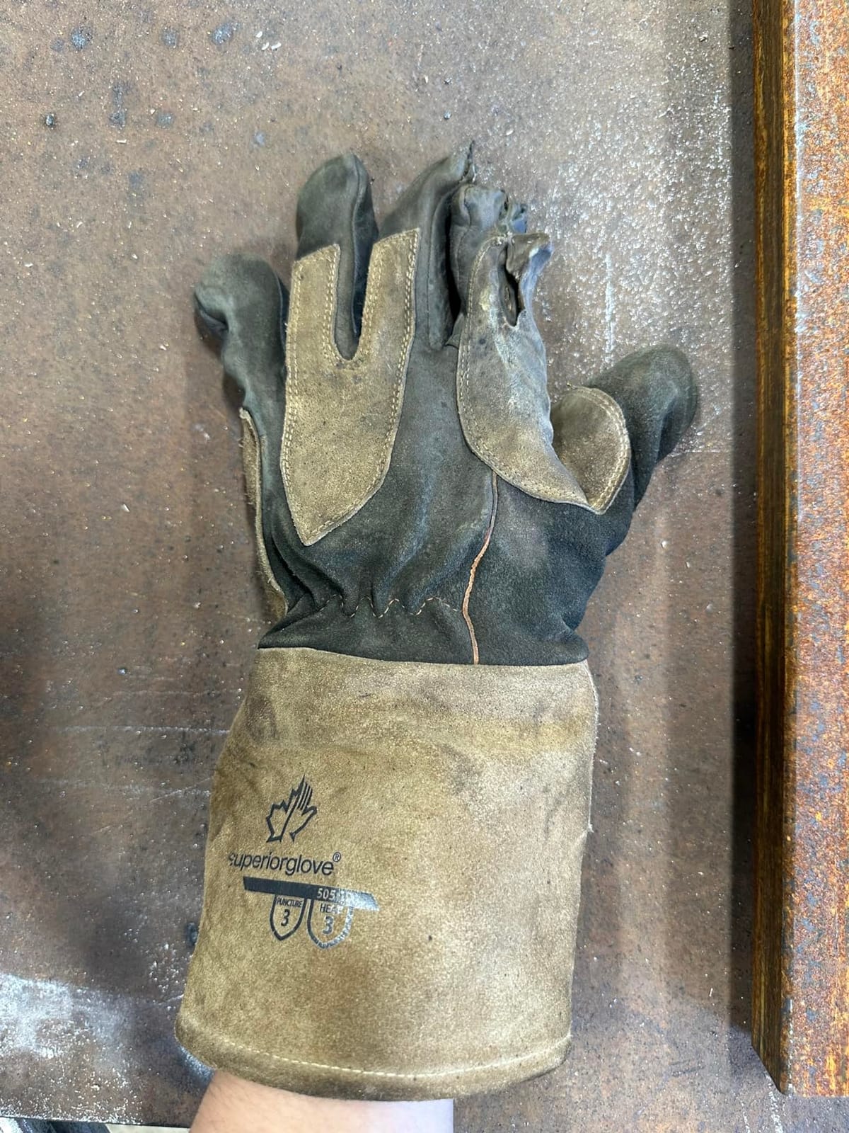 Superior Glove Endura 370GFKL Leather TIG Work Gloves (1 Pair) Medium customer photo 1