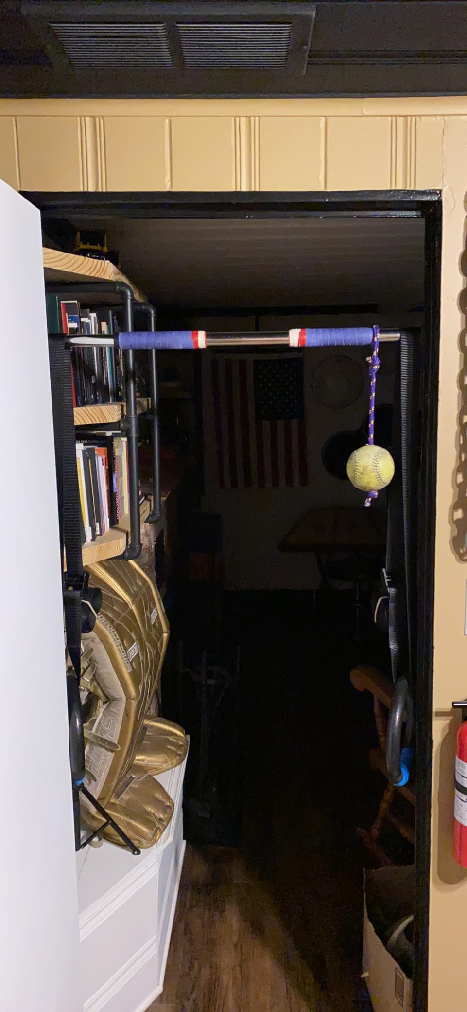 JFIT Deluxe Multi Exercise Doorway Pull-Up Bar with Comfort Grips, 40-Inch customer photo 2
